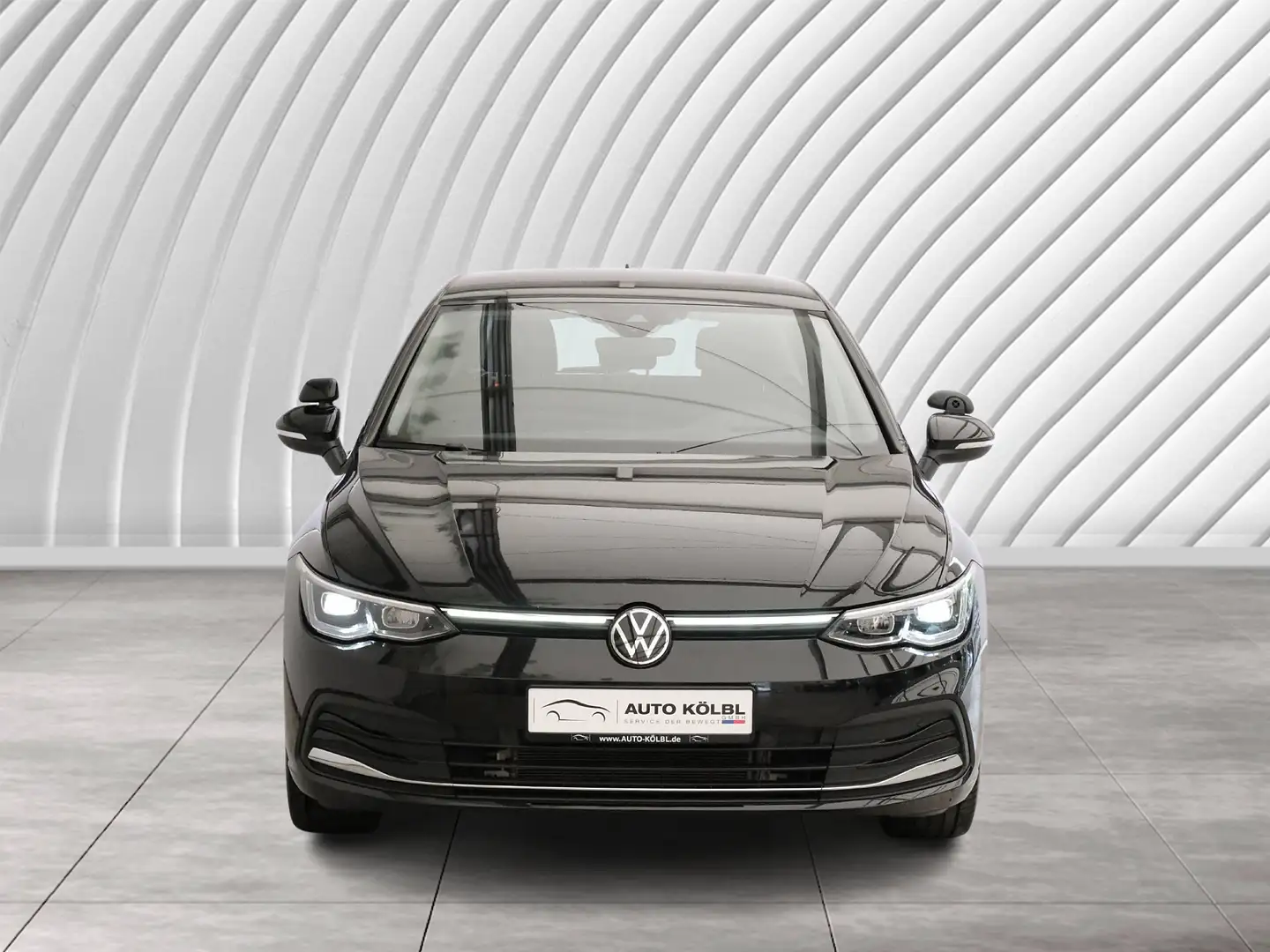 Volkswagen Golf VIII Lim. Style HUD ACC RFK NAVI LED DAB Fekete - 2