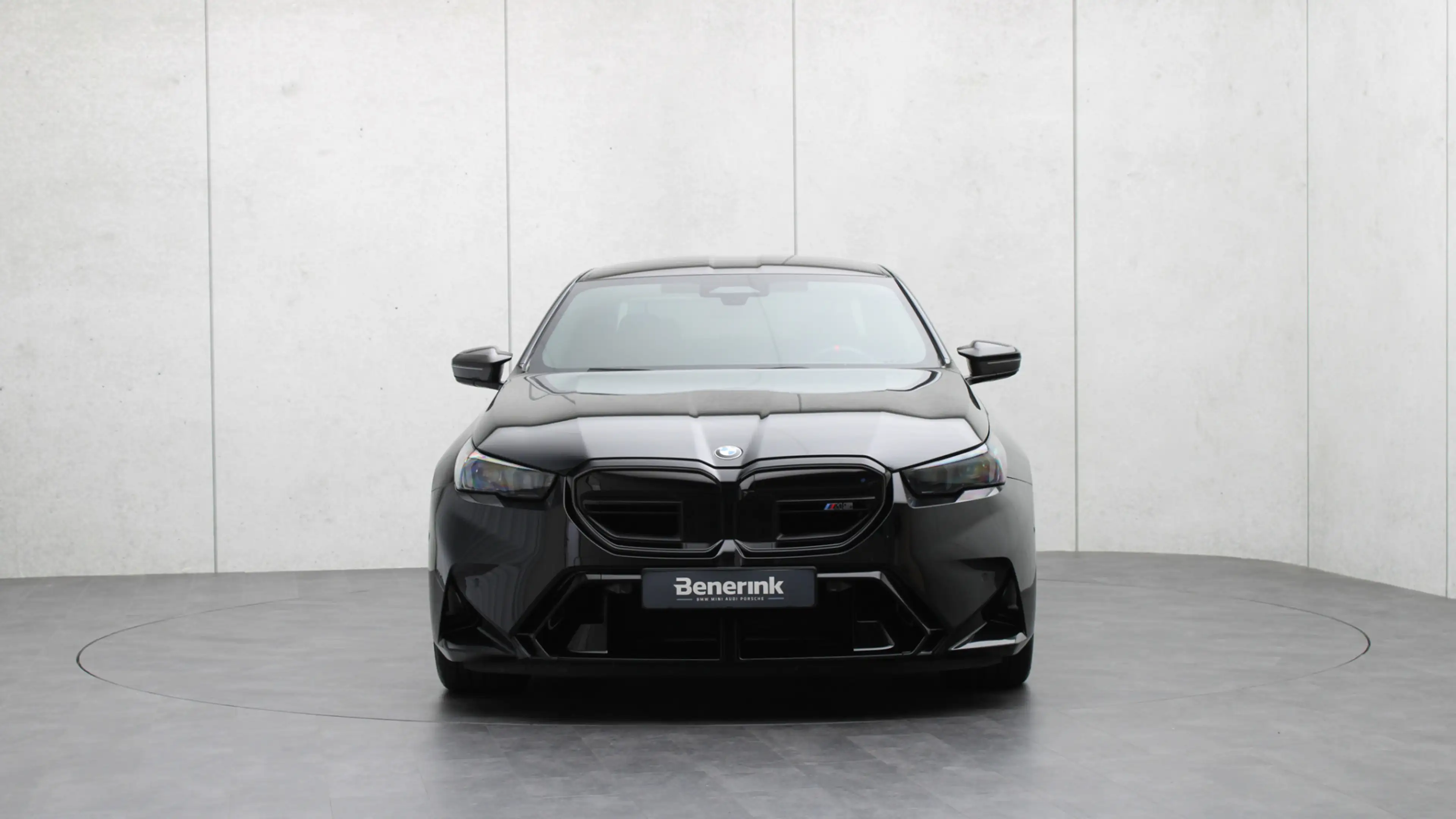 BMW M5 Sedan | Ultimate Package | M Drivers Package | Bow — photo 41