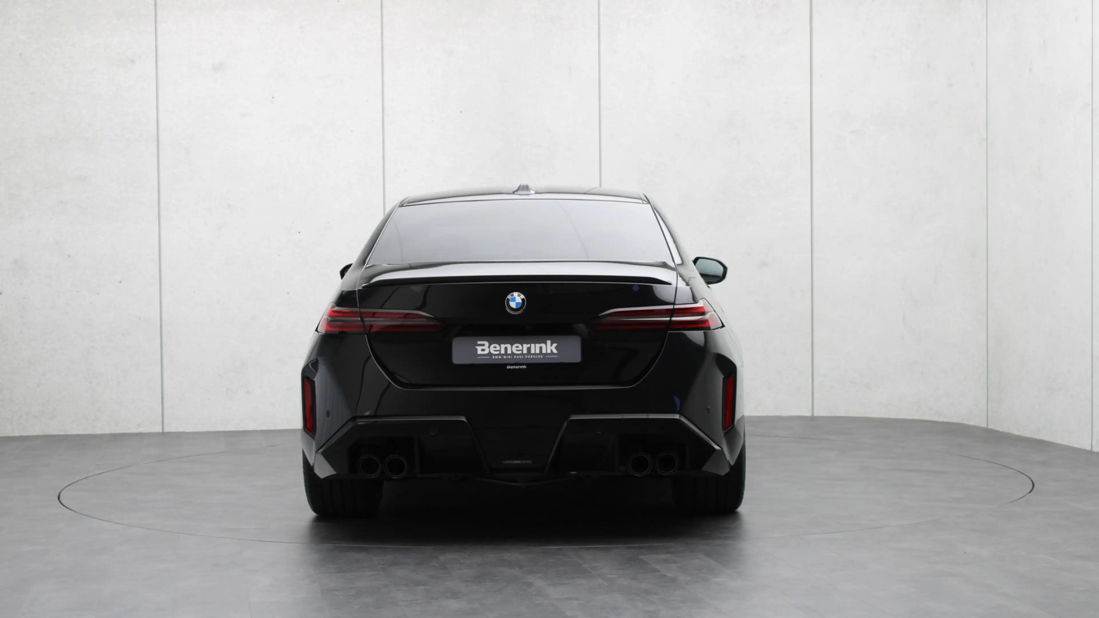BMW M5 Sedan | Ultimate Package | M Drivers Package | Bow — photo 44