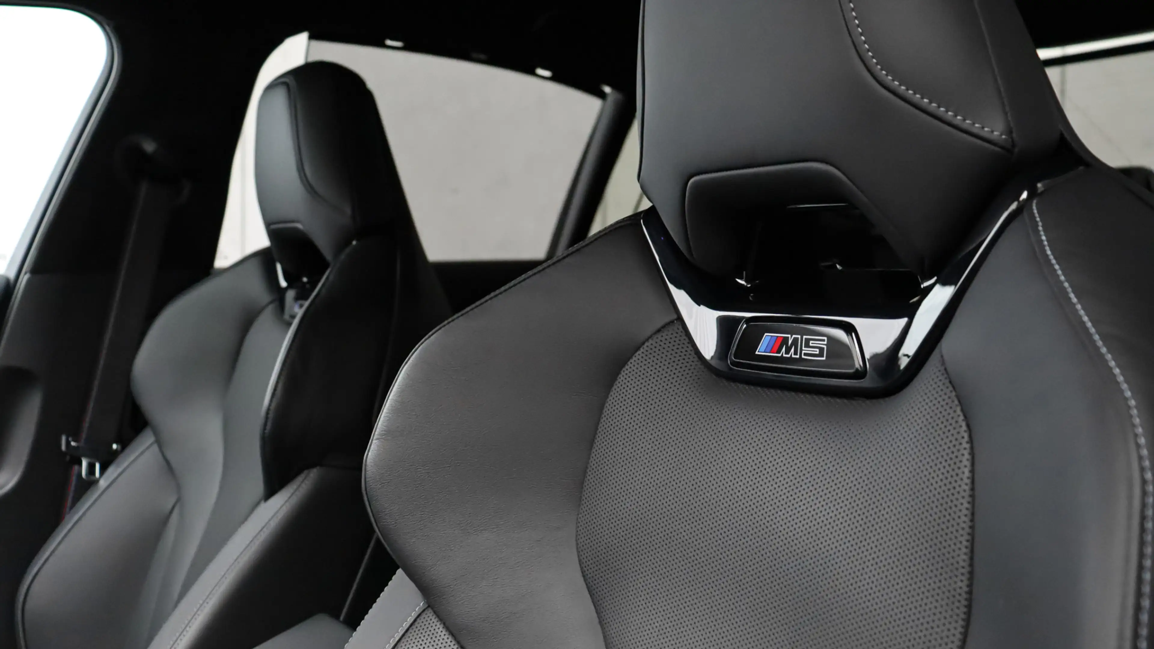 BMW M5 Sedan | Ultimate Package | M Drivers Package | Bow — photo 25