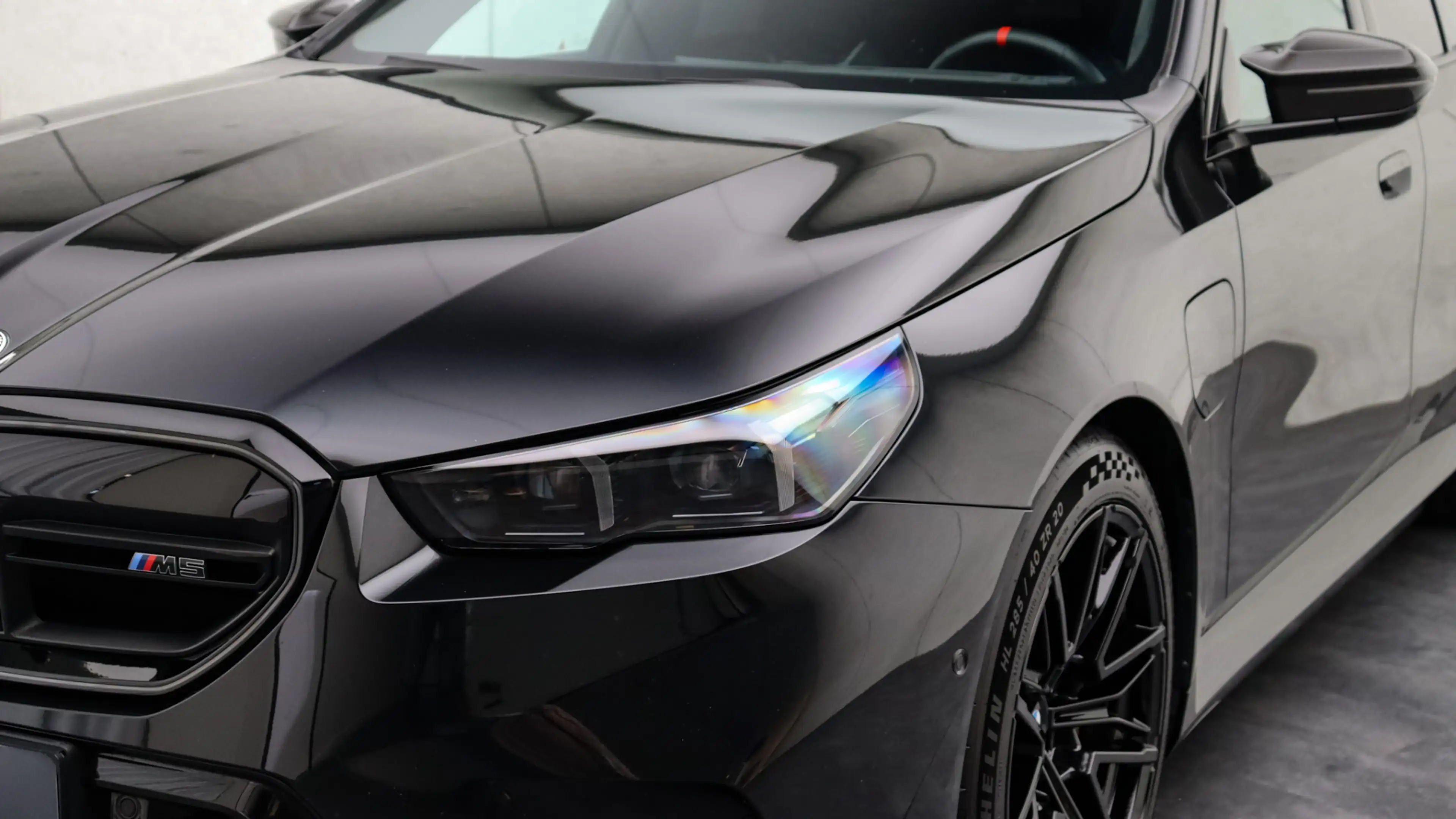 BMW M5 Sedan | Ultimate Package | M Drivers Package | Bow — photo 19
