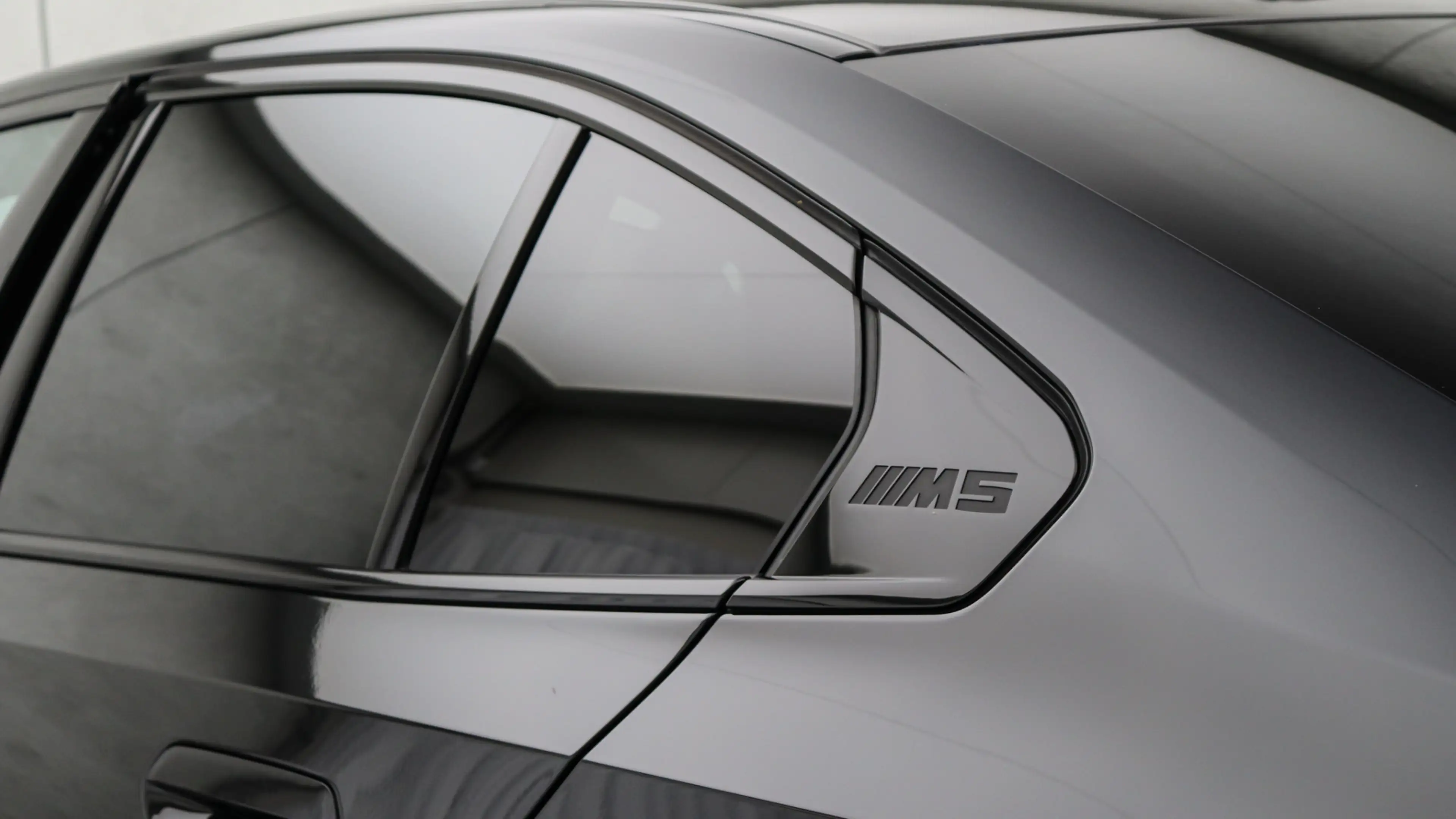 BMW M5 Sedan | Ultimate Package | M Drivers Package | Bow — photo 24