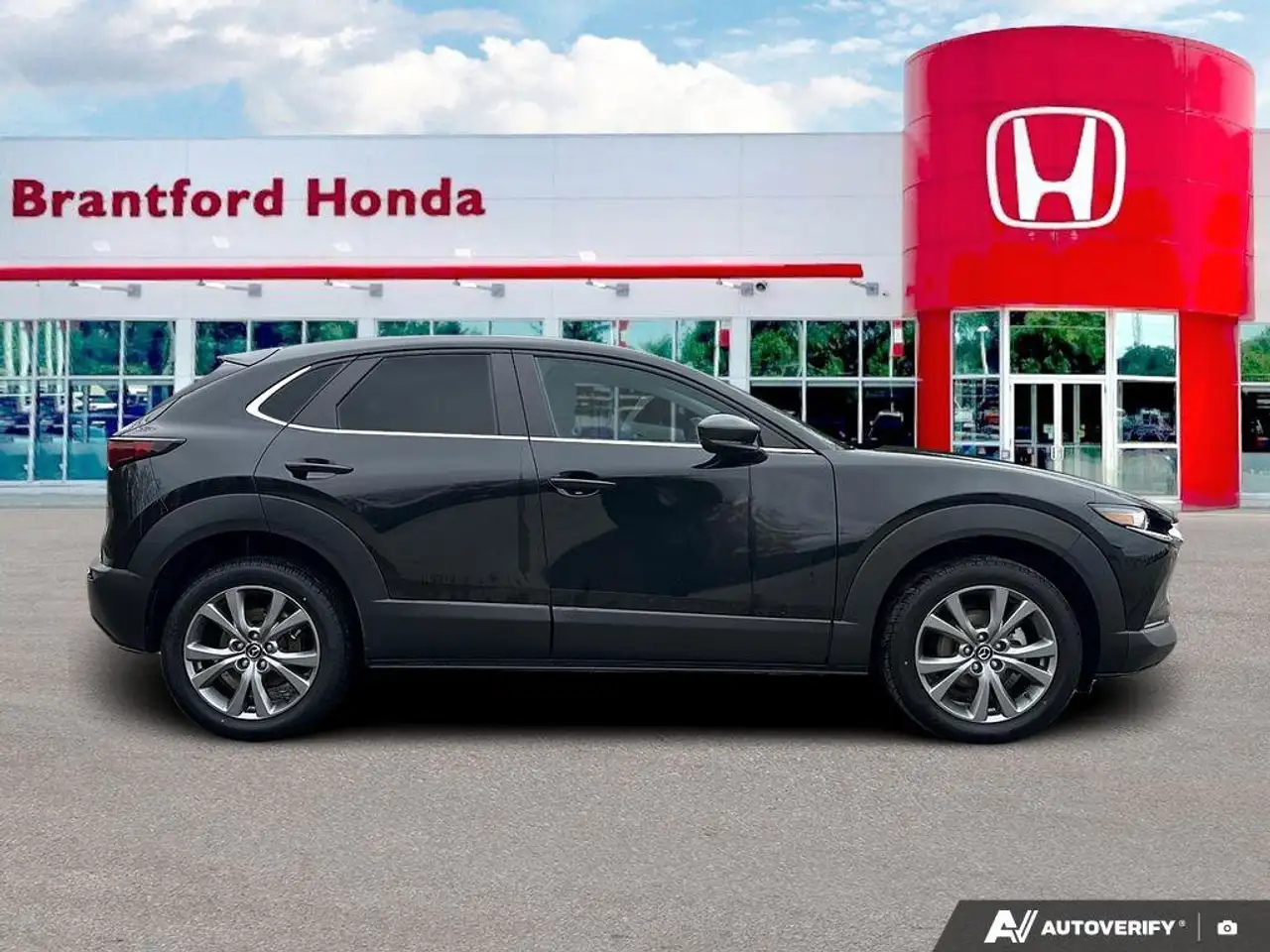 Mazda CX-30 снимка Mazda CX-30