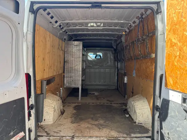 Fiat Ducato view 6