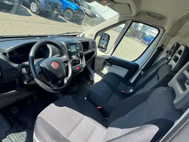 Fiat Ducato view 10