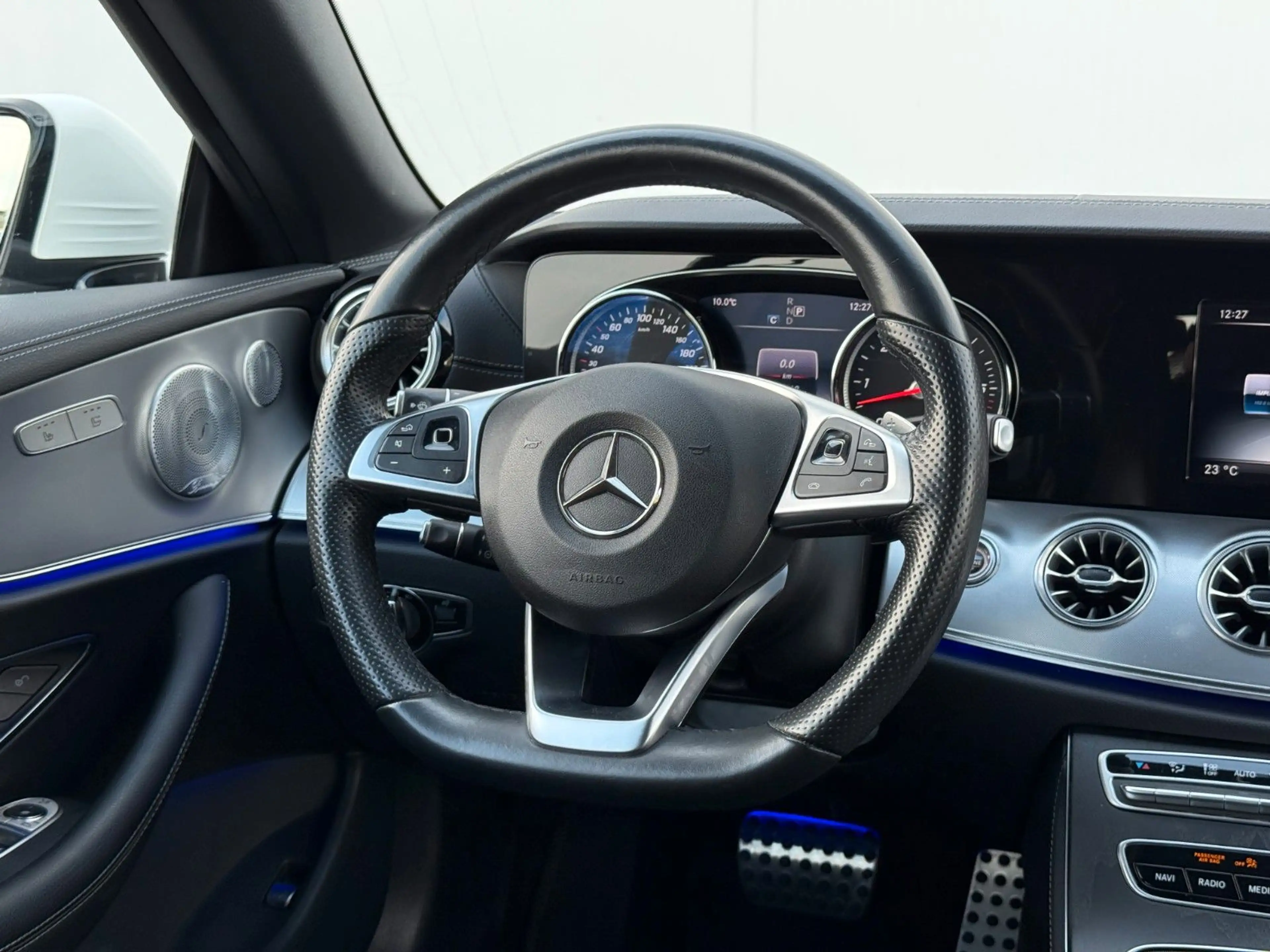Mercedes-Benz E 350 d 4Matic Cabrio AMG-LINE BURMEISTER LED — photo 12