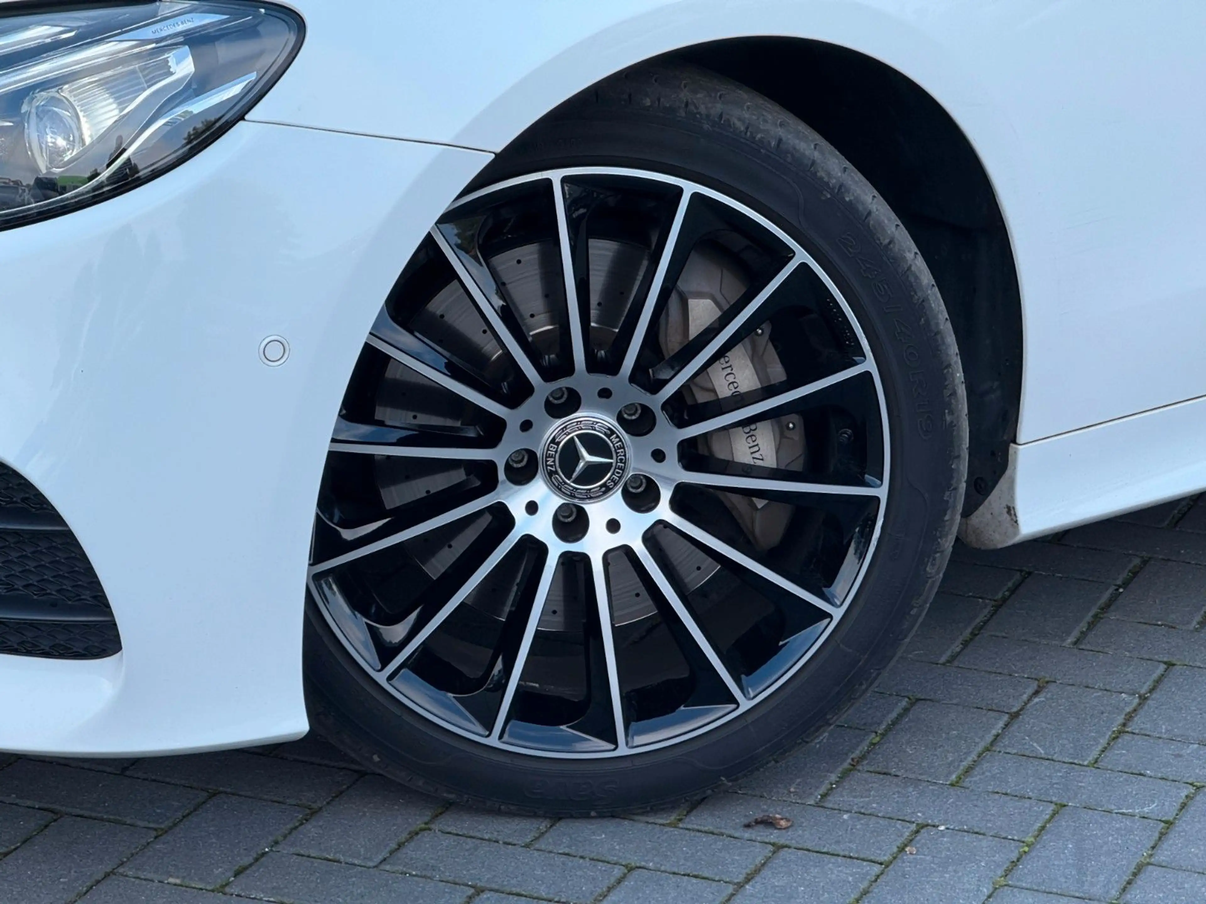 Mercedes-Benz E 350 d 4Matic Cabrio AMG-LINE BURMEISTER LED — photo 9