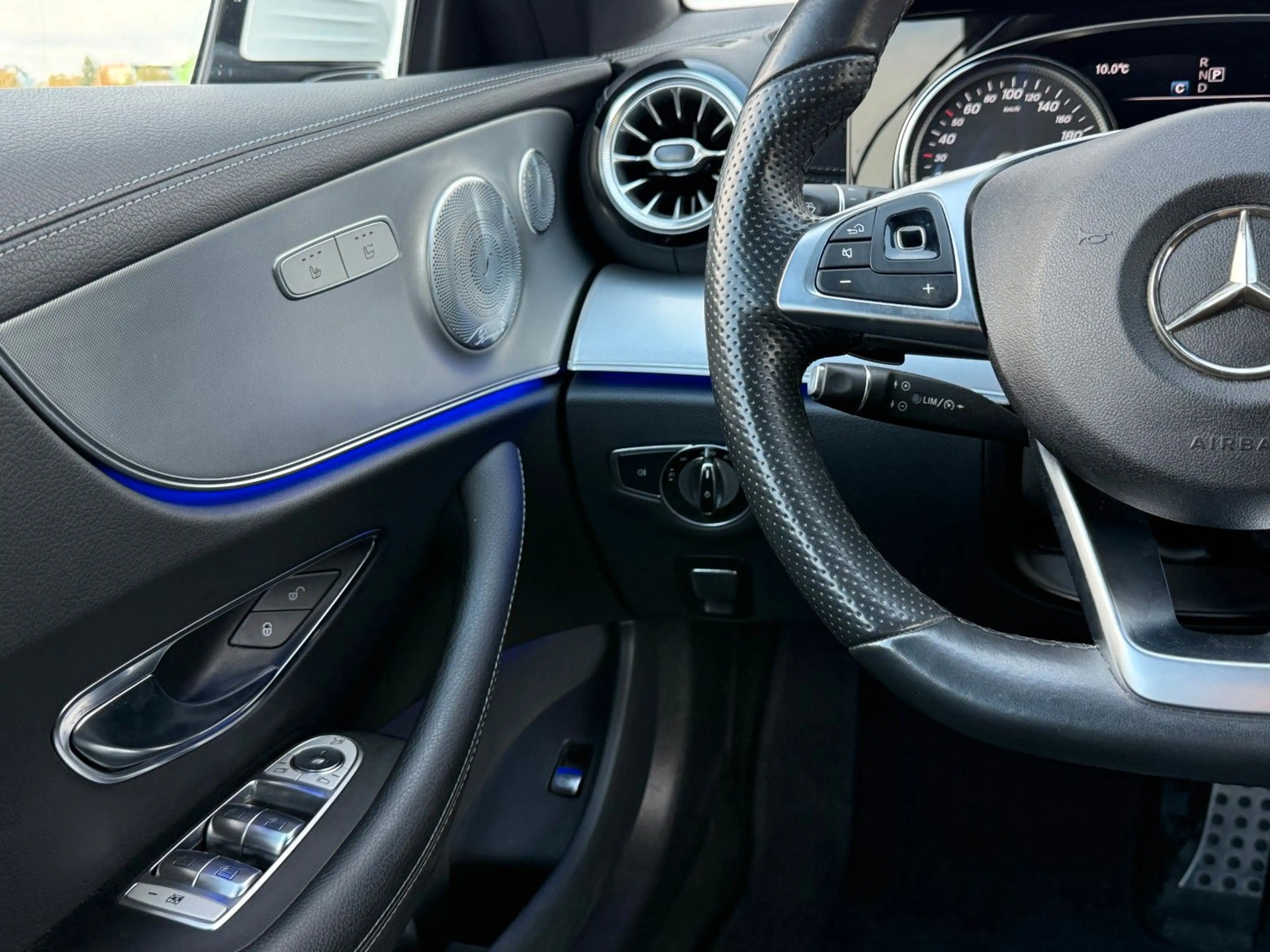 Mercedes-Benz E 350 d 4Matic Cabrio AMG-LINE BURMEISTER LED — photo 11