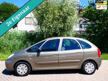 1.6i-16V 129.000km. 2e eig. Clima Cruise Trekhaak