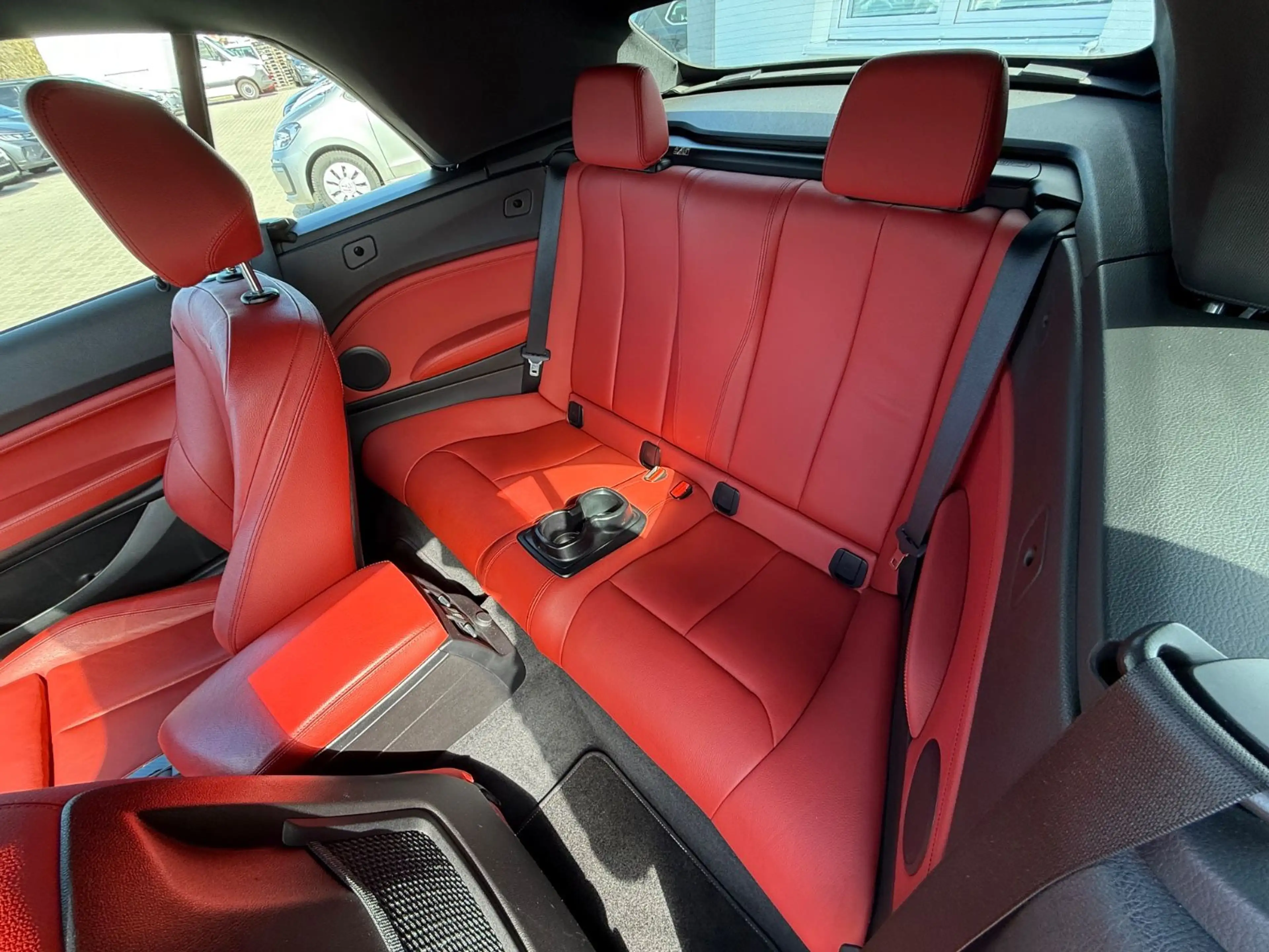 BMW 235 Cabrio — photo 9