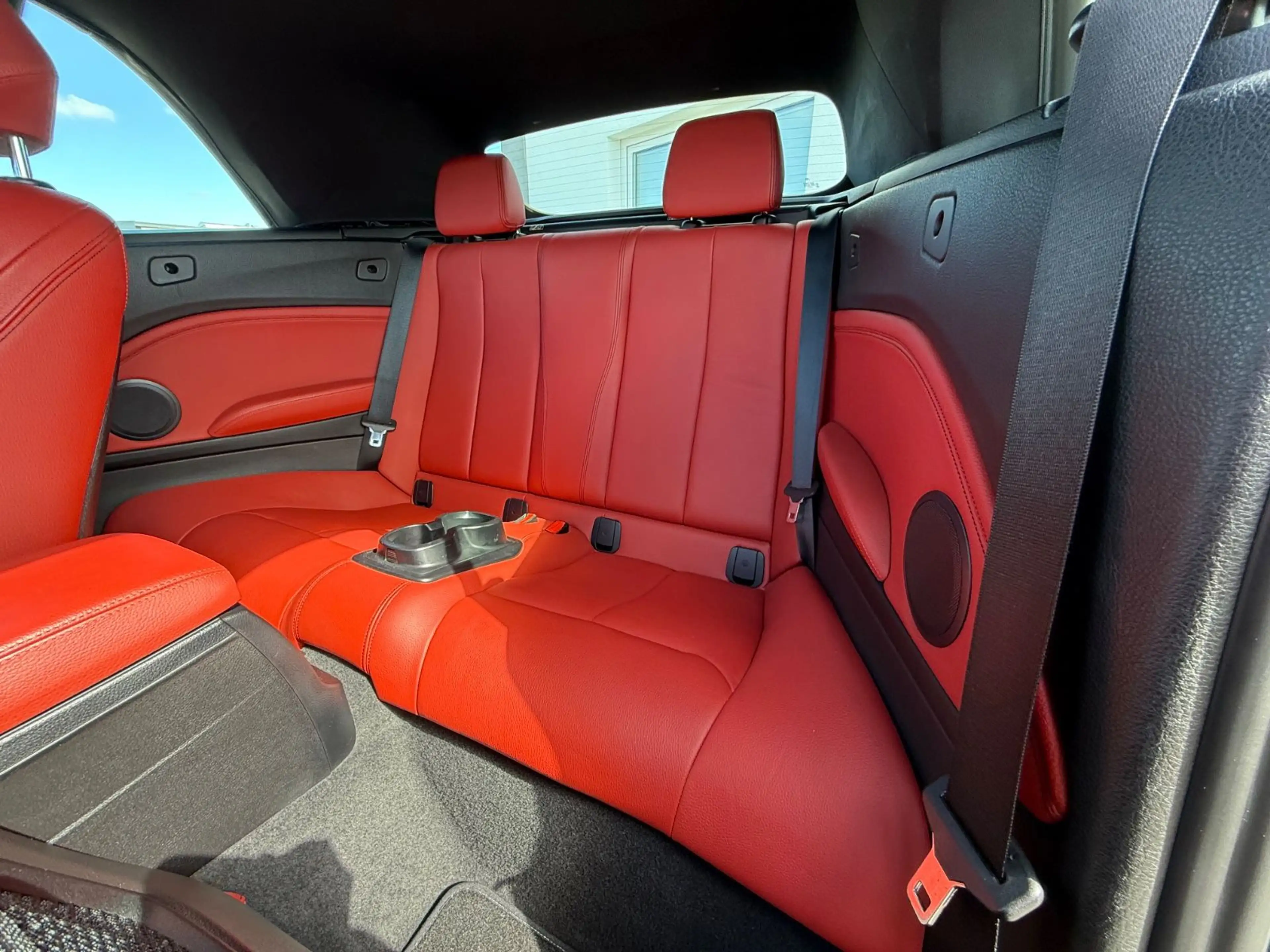 BMW 235 Cabrio — photo 8