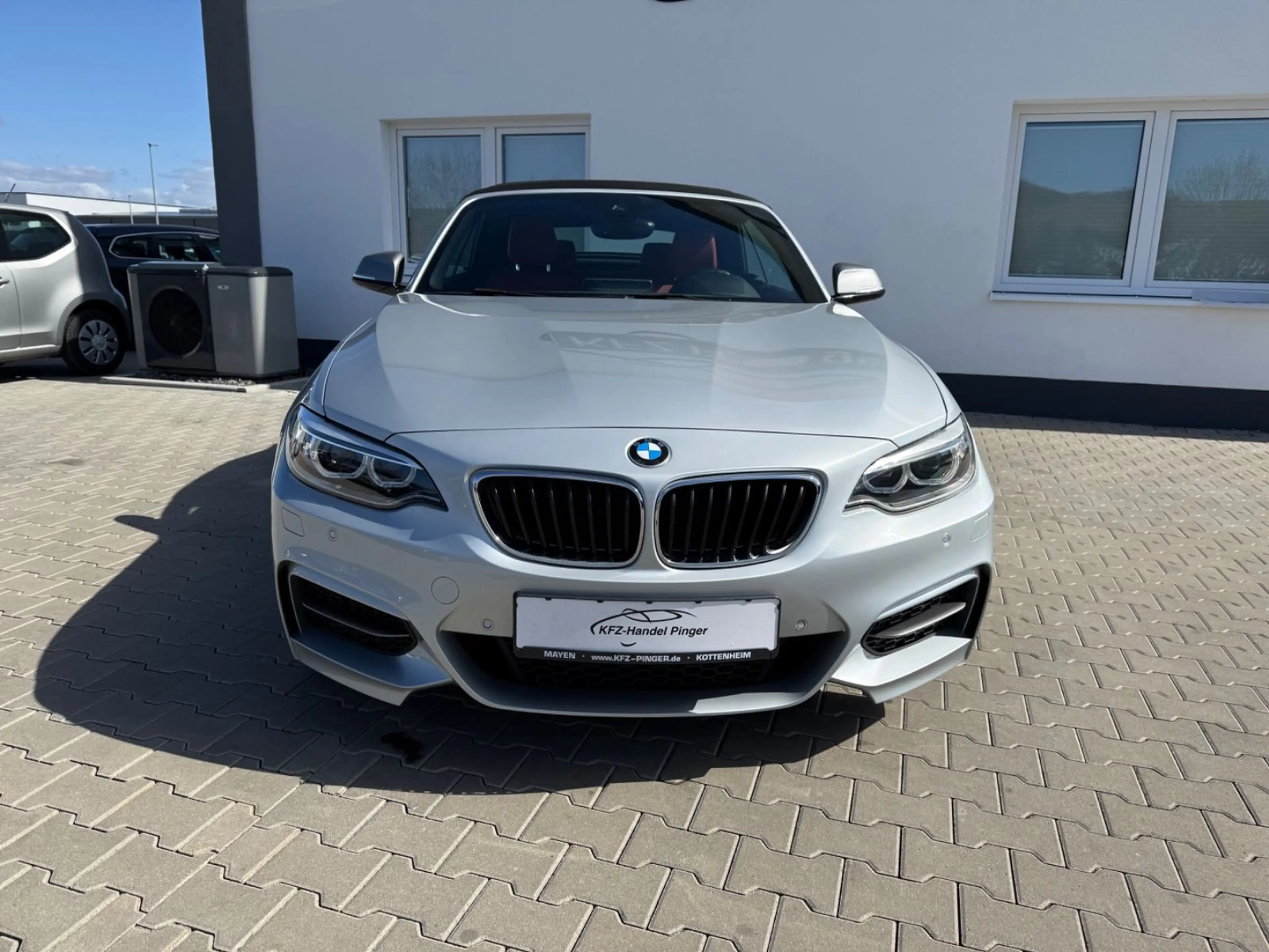 BMW 235 Cabrio — photo 3