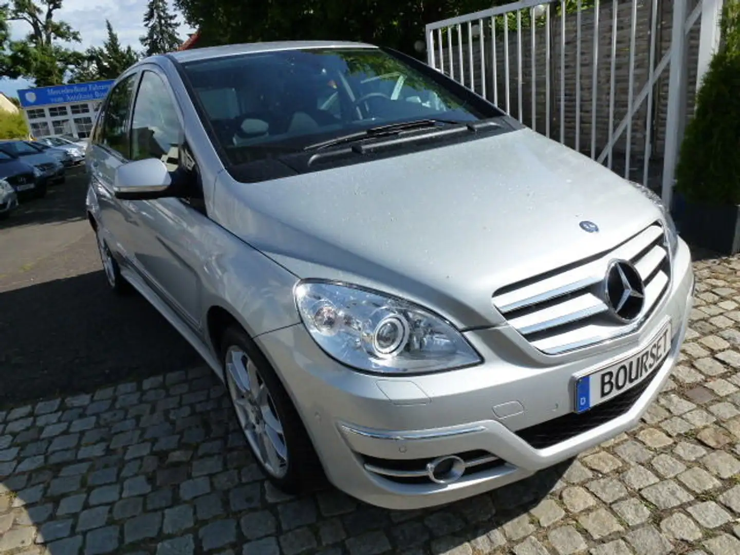 Mercedes-Benz B 150 Autom-Klima-erst 39.000KM-Allwetter Sitzheizung! P Argent - 2