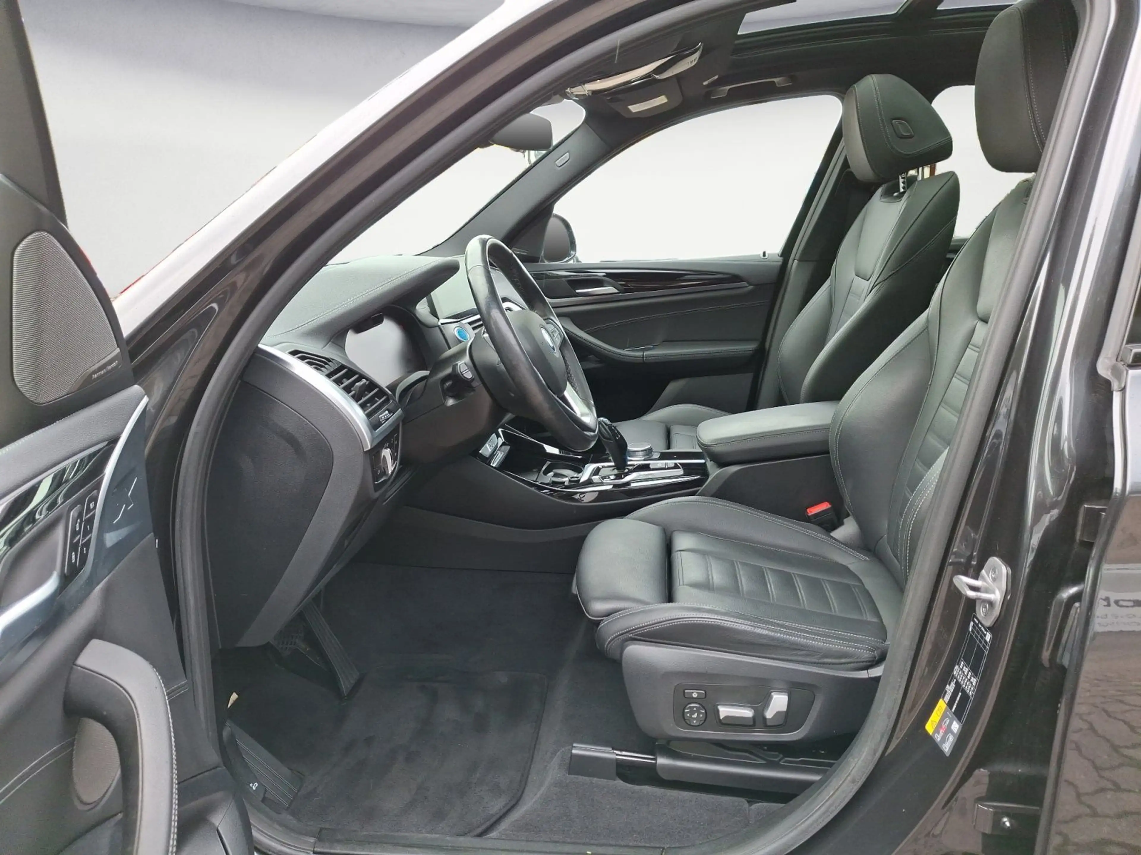 BMW iX3 ix3 H IMPRESSIVE Auto EDC Klimaaut. Head-Up — photo 13