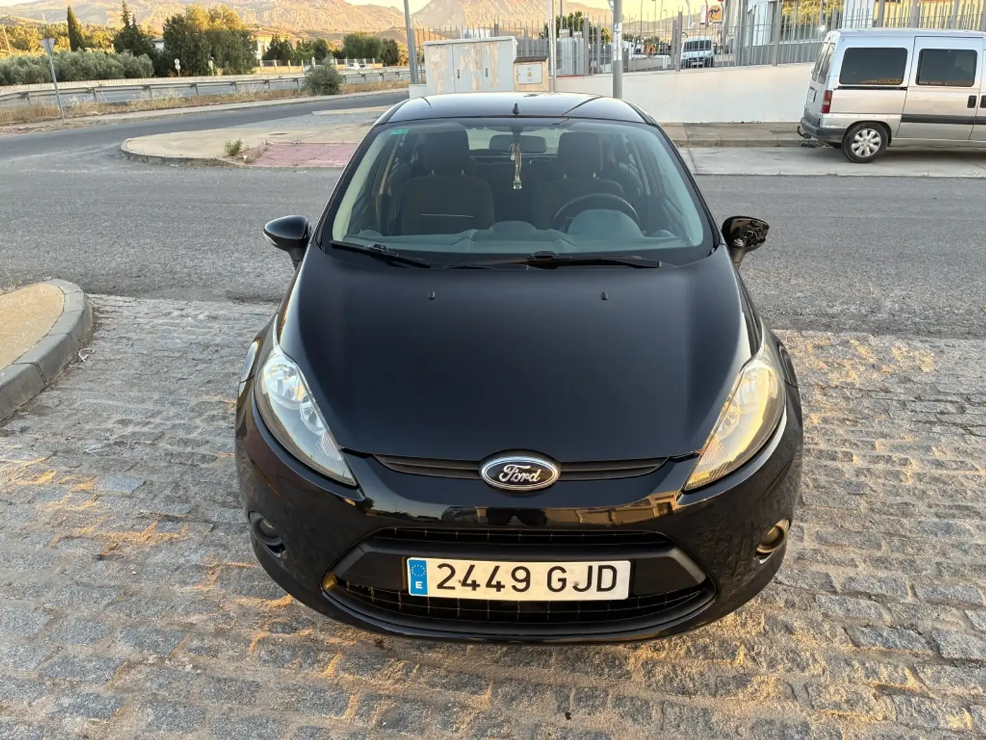 Ford Fiesta 1.6TDCI +Kedummies Negro - 2