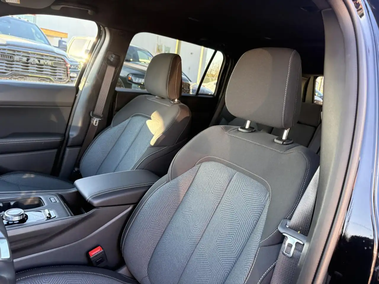 Jeep Cherokee снимка Jeep Cherokee