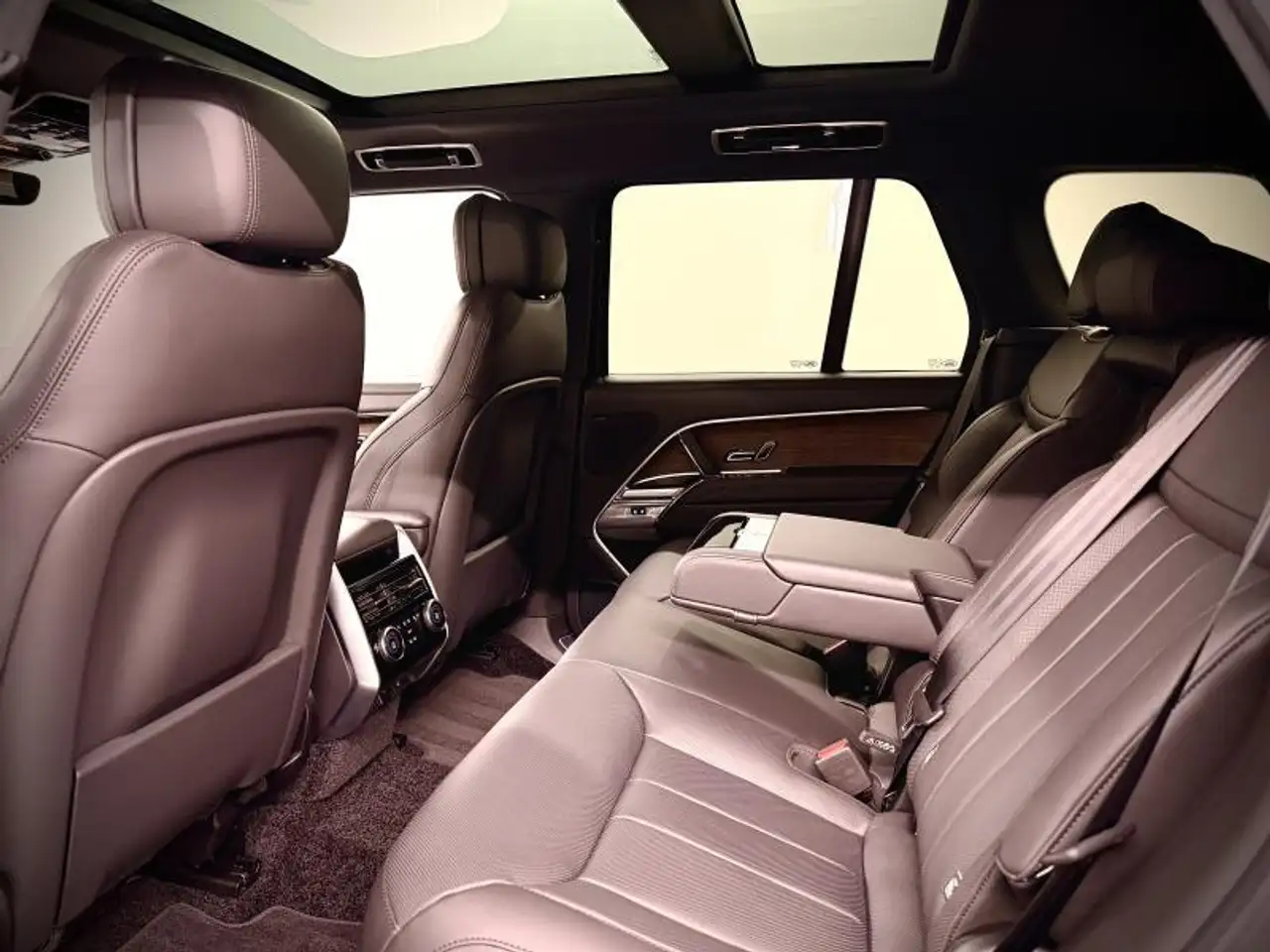 Land Rover Range Rover SWB P460e SE AWD Auto. 26MY, миниатюра 30
