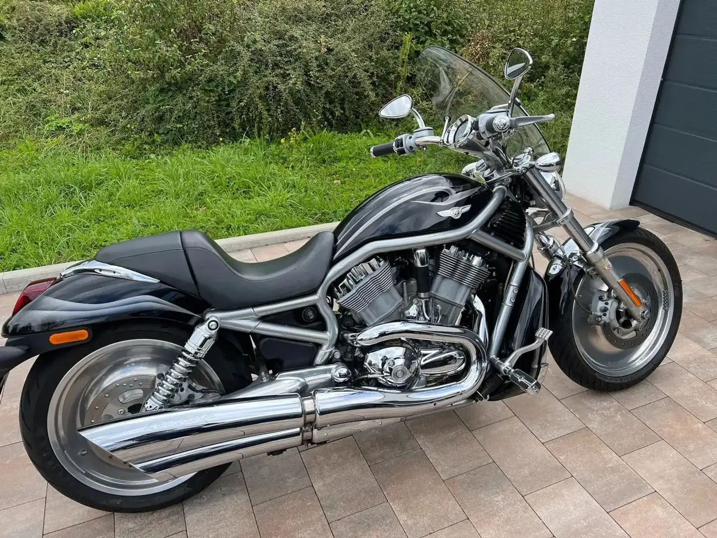 Harley-Davidson V-Rod Fekete - 1