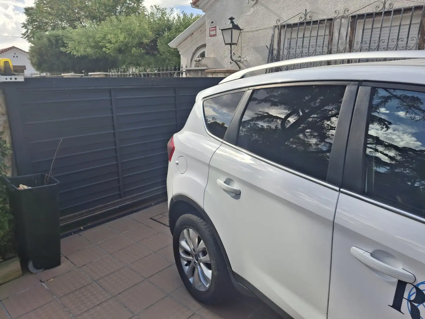 Ford Kuga 2.0TDCI Titanium 4WD - 1