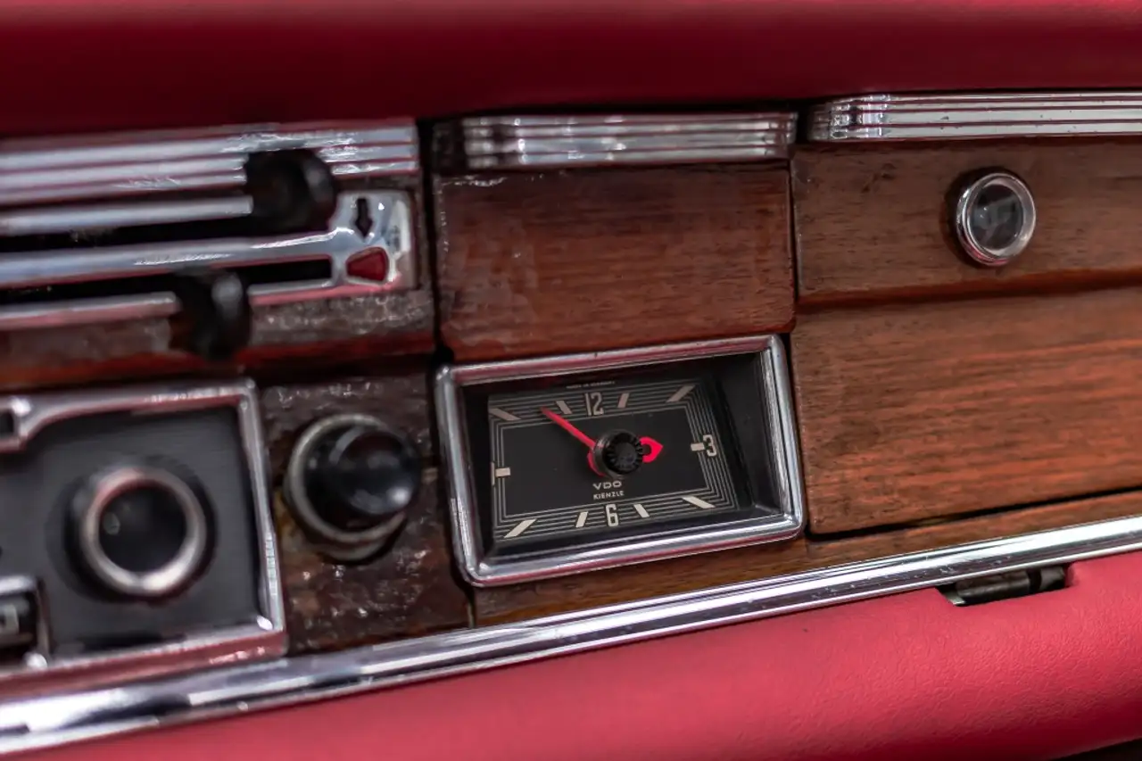 Mercedes-Benz 220 SE, foto 9