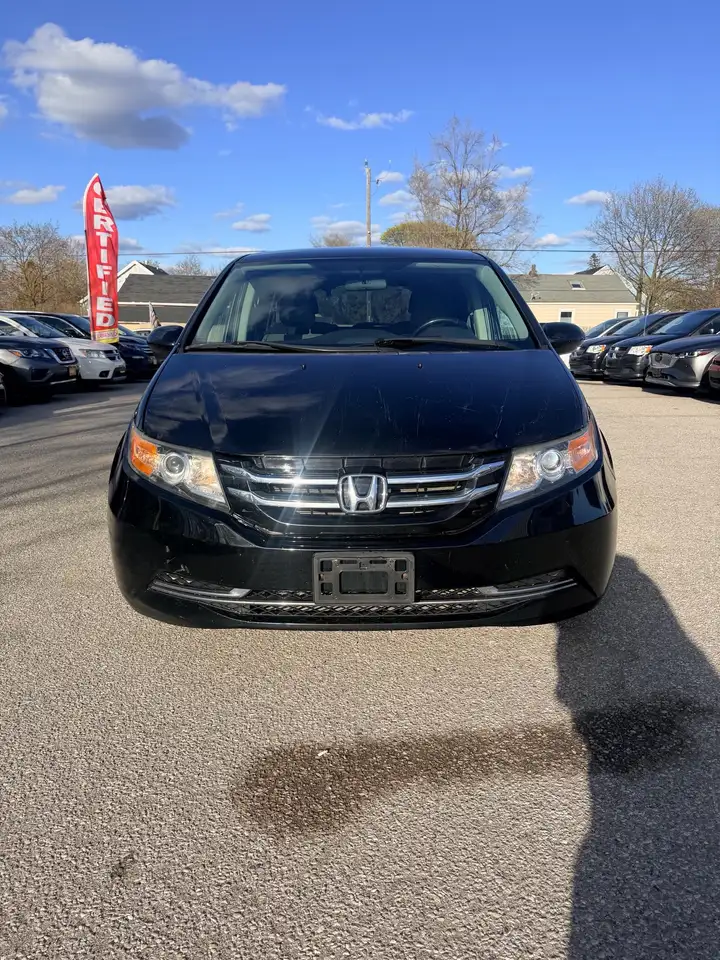 Honda Odyssey снимка Honda Odyssey