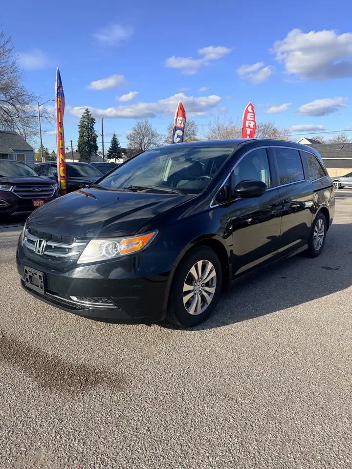 Honda Odyssey снимка Honda Odyssey