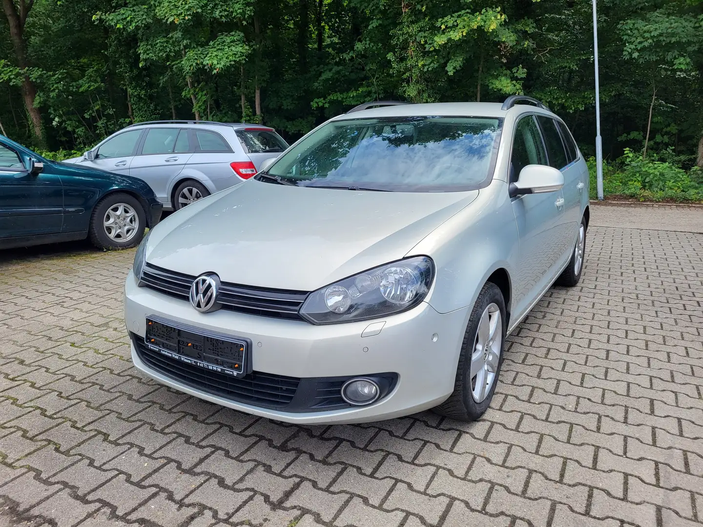 Volkswagen Golf Variant Comfortline 1,6l Automatik Grau - 1