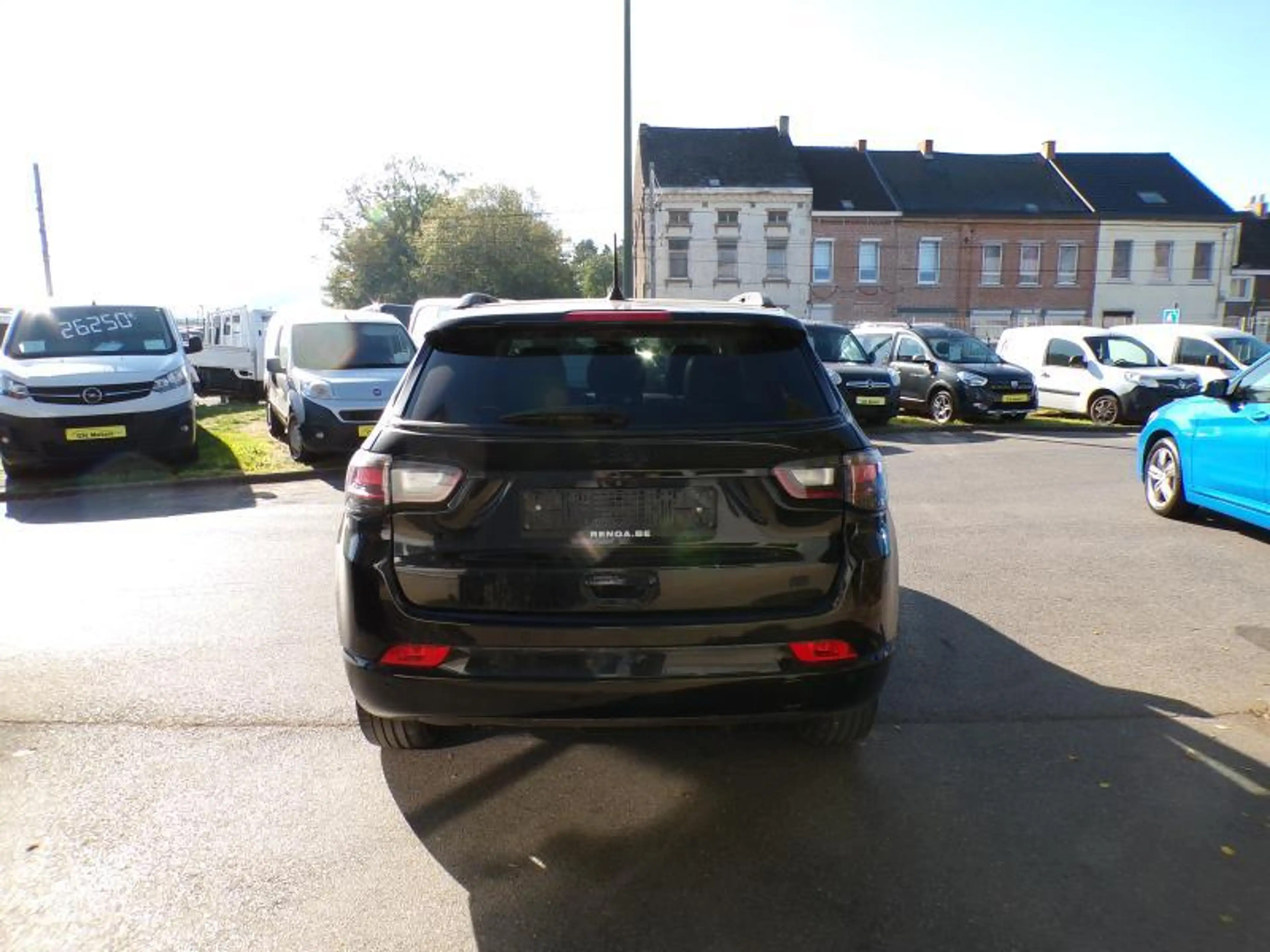 Jeep Compass 1.6D 131cv Noir 05/22 93388km Clim GPS Bluetooth — photo 5