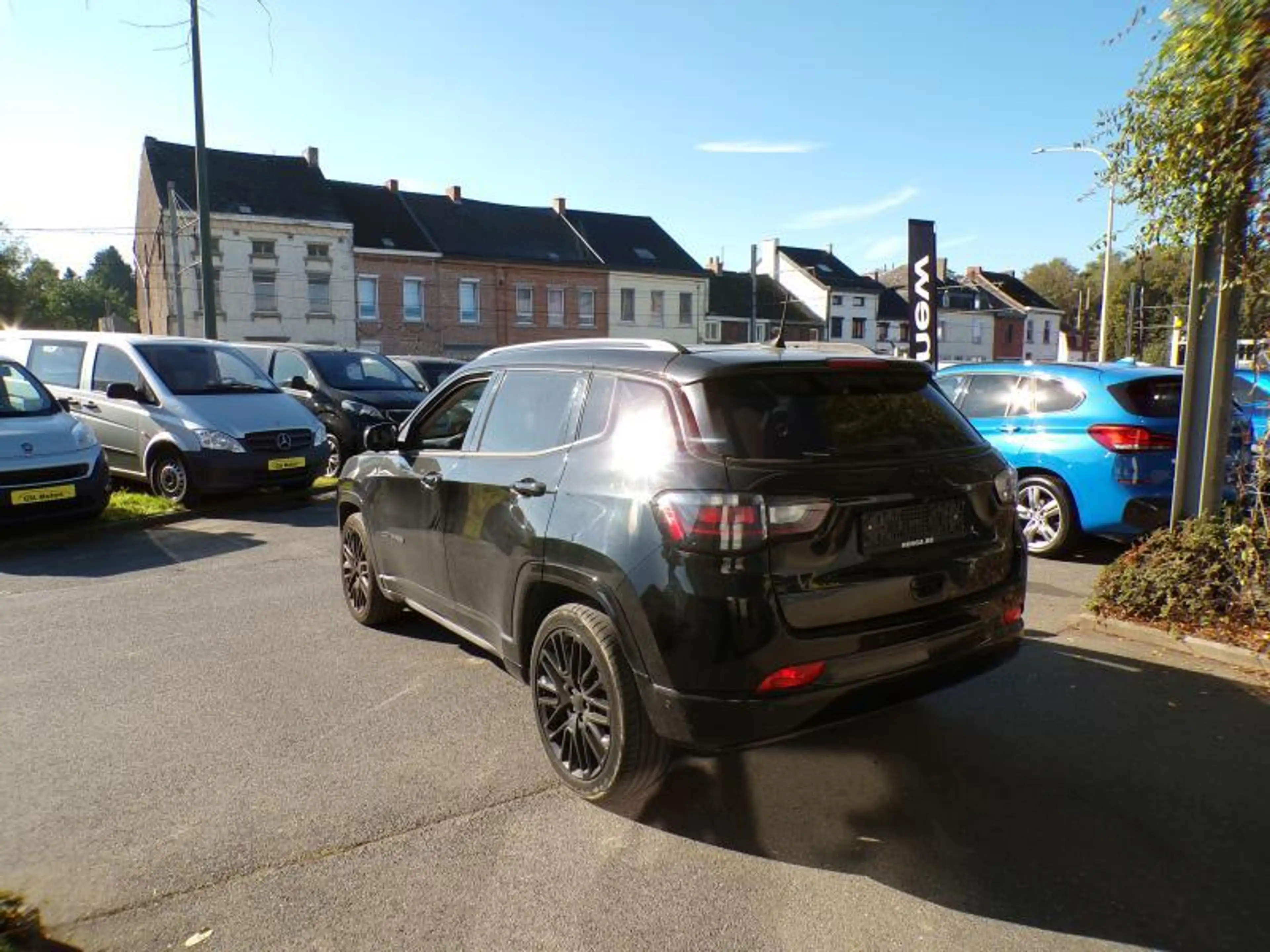 Jeep Compass 1.6D 131cv Noir 05/22 93388km Clim GPS Bluetooth — photo 6