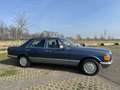 Mercedes-Benz S 280 SE Bleu - thumbnail 38