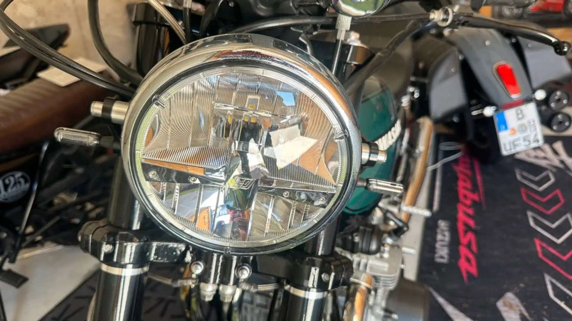 Kawasaki Z 1000 Green Island Restomod TOP Zöld - 2