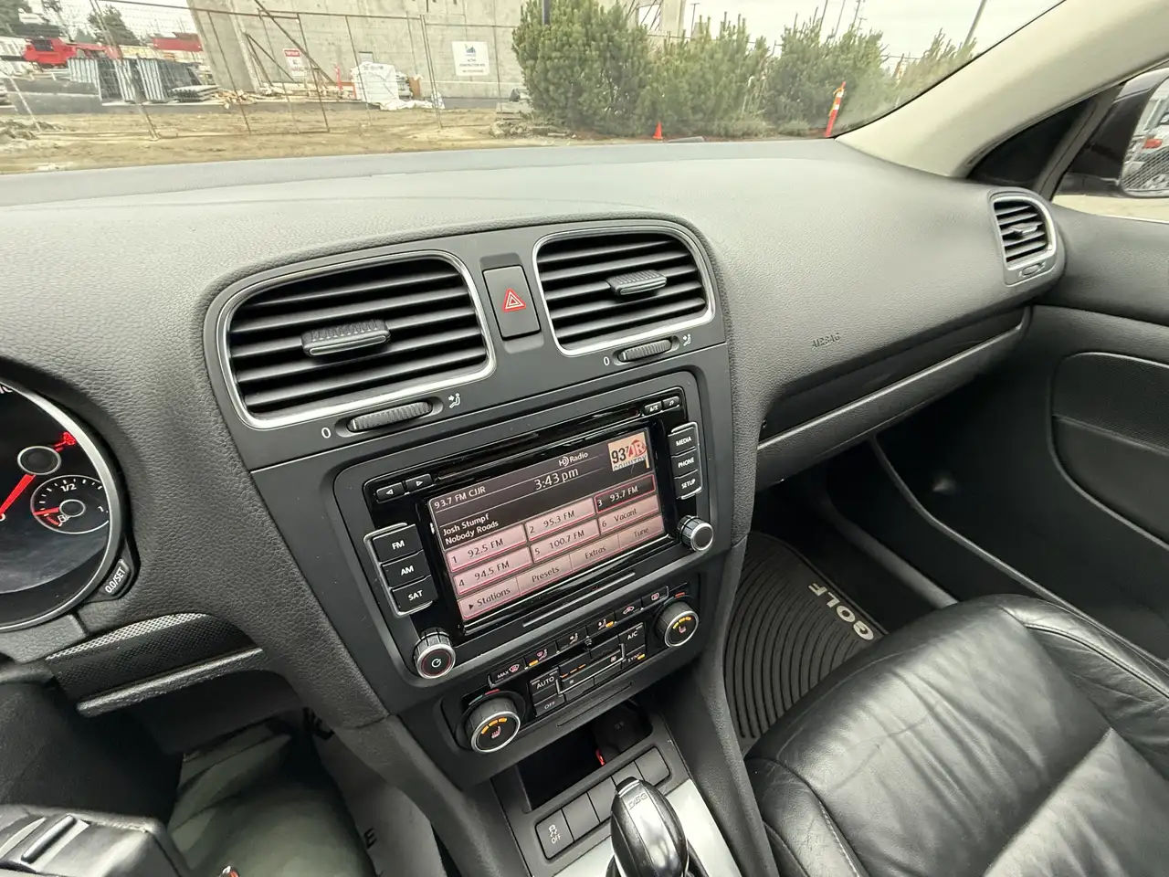 Volkswagen Jetta photo Volkswagen Jetta