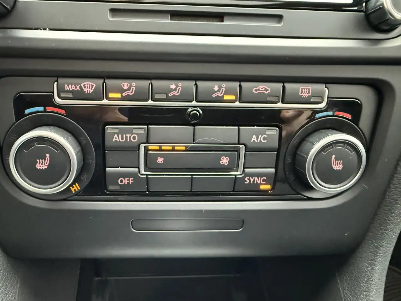Volkswagen Jetta photo Volkswagen Jetta