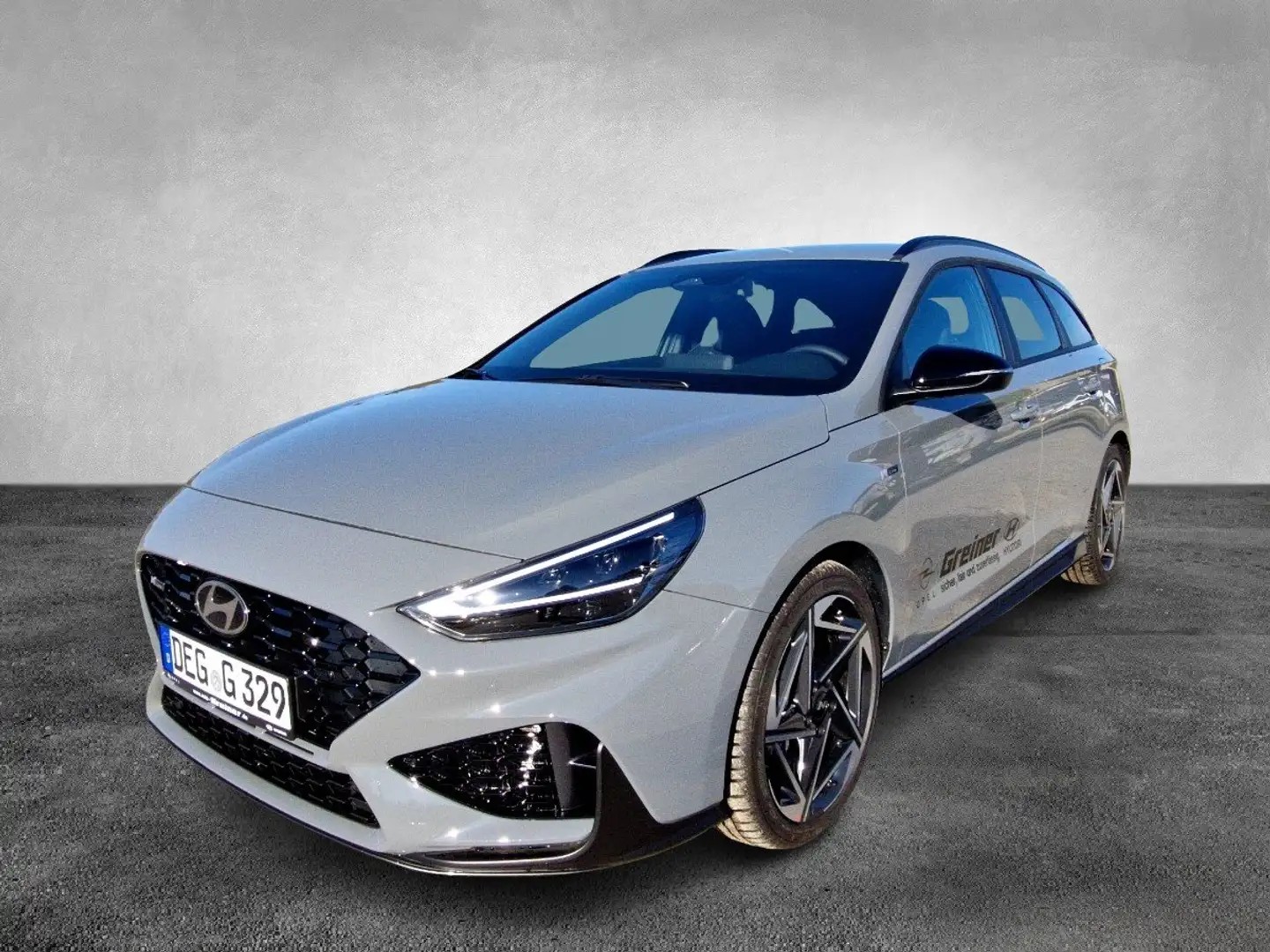 Hyundai i30 Kombi 1.5 T-GDI 48V N Line NAVI|KAMERA|SHZ Grijs - 2