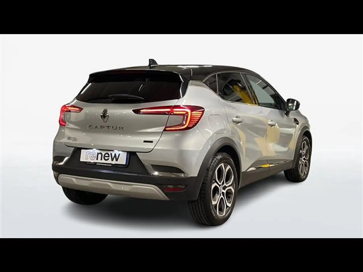 Renault Captur 1.6 E-Tech hybrid Techno Fast Track 145cv auto Grigio - 2