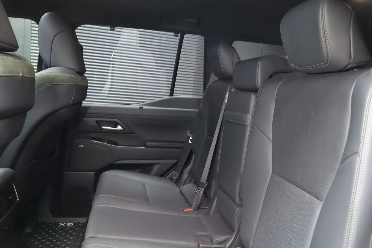 Lexus GX снимка Lexus GX