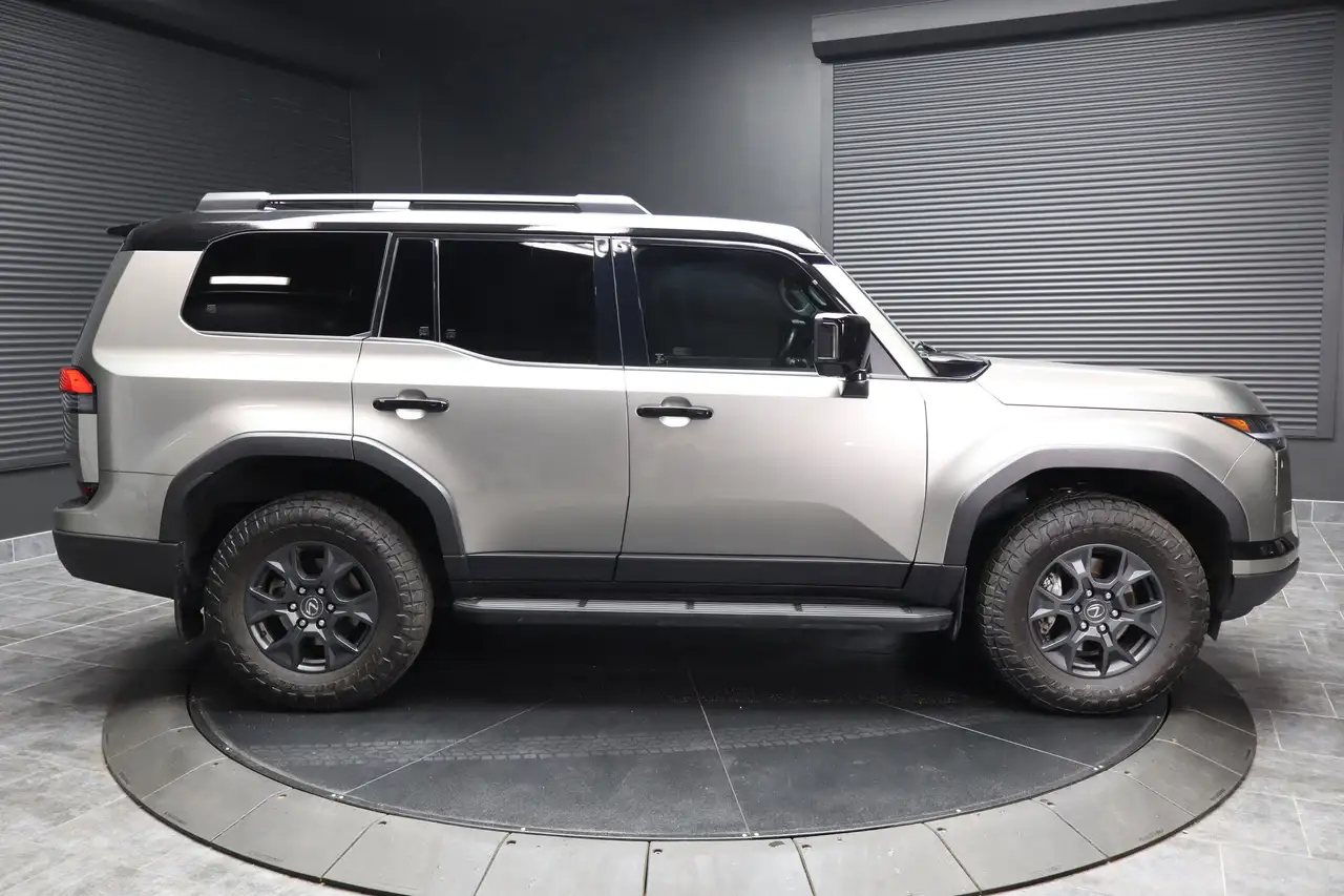 Lexus GX снимка Lexus GX