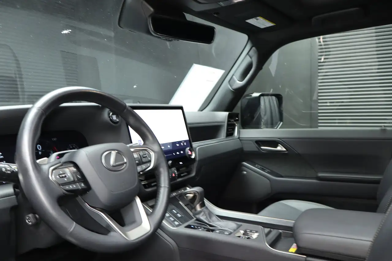 Lexus GX снимка Lexus GX
