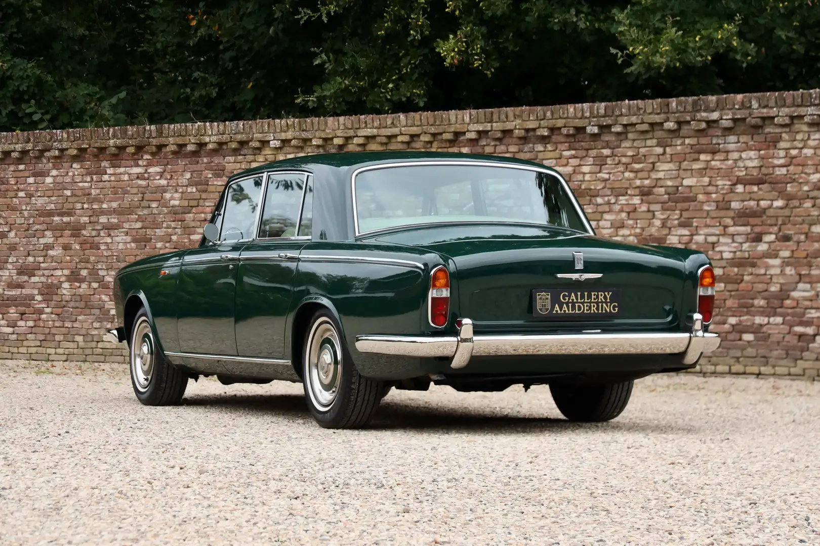 Rolls-Royce Silver Shadow Saloon "Chippendale dash" Restored and rebuilt con Groen - 2