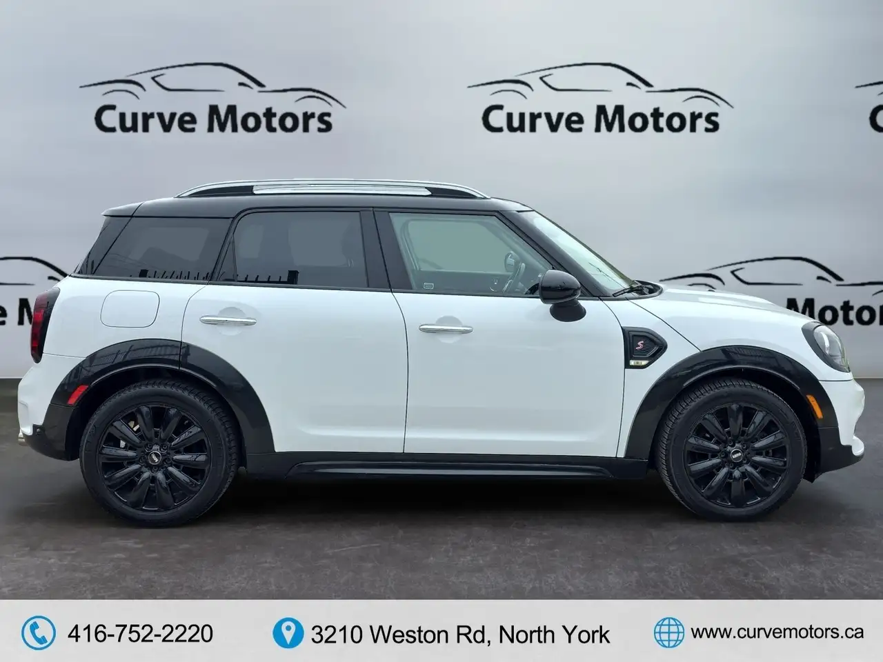 MINI Countryman снимка MINI Countryman