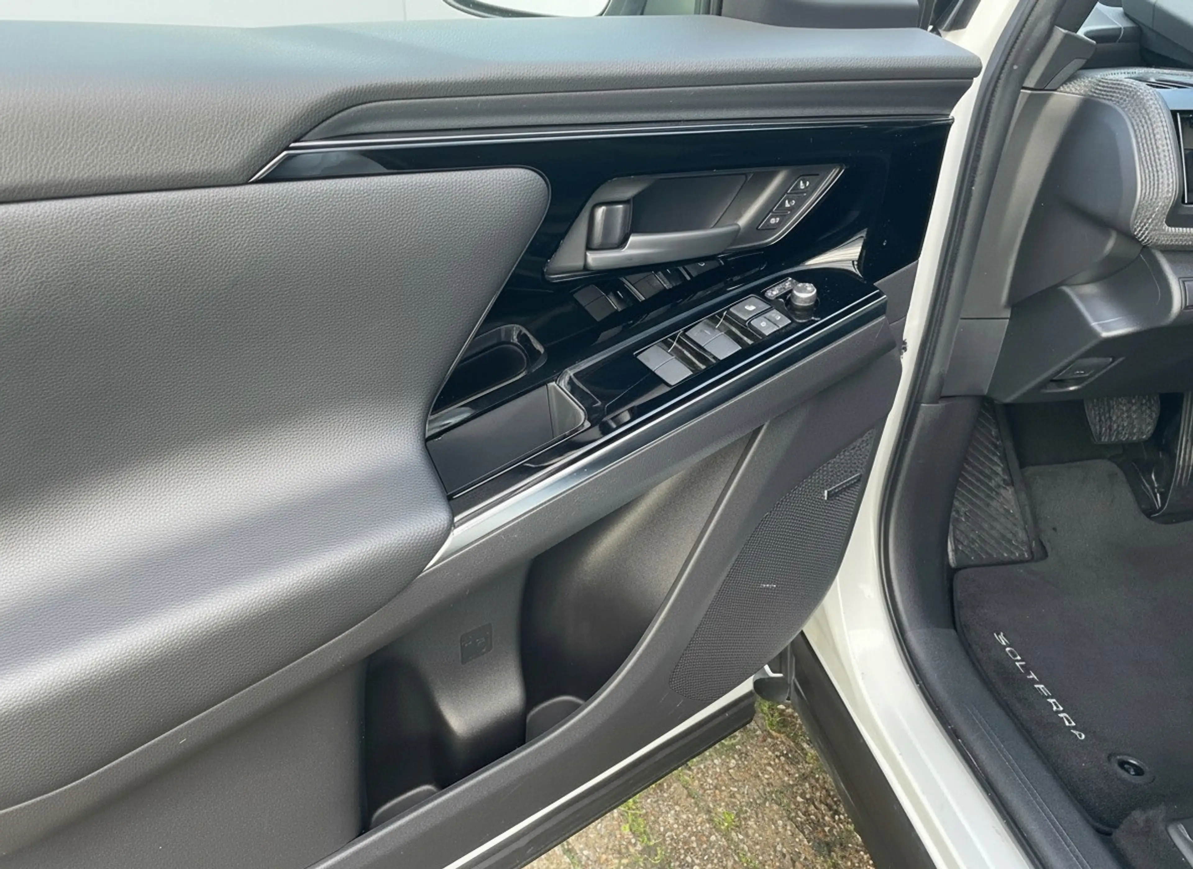Subaru Solterra Sky Package 71 kWh SOH 95,3%, Zeer nette auto, 1e — photo 13