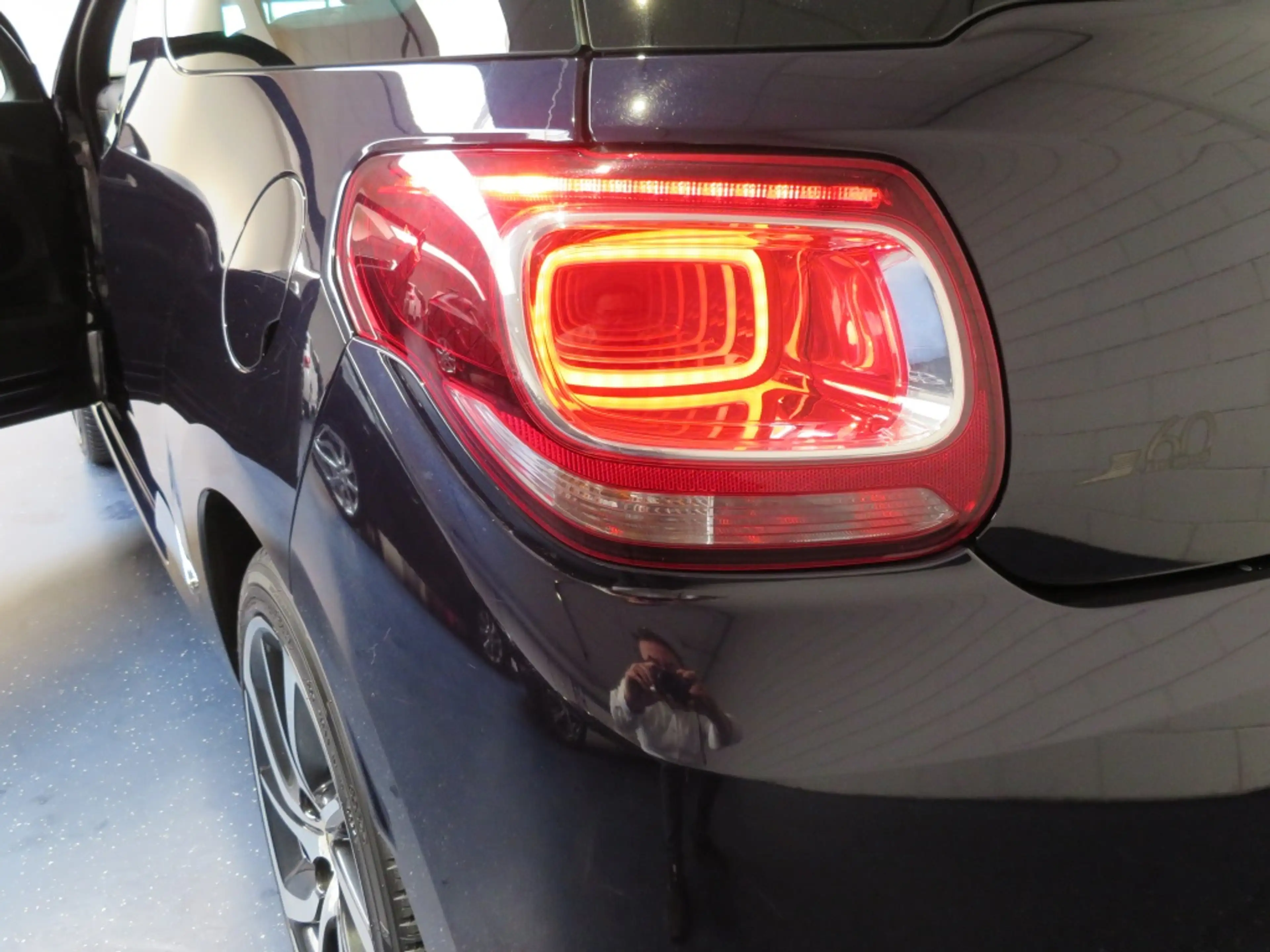 DS Automobiles DS 3 1.2 PureTech Chic — photo 22
