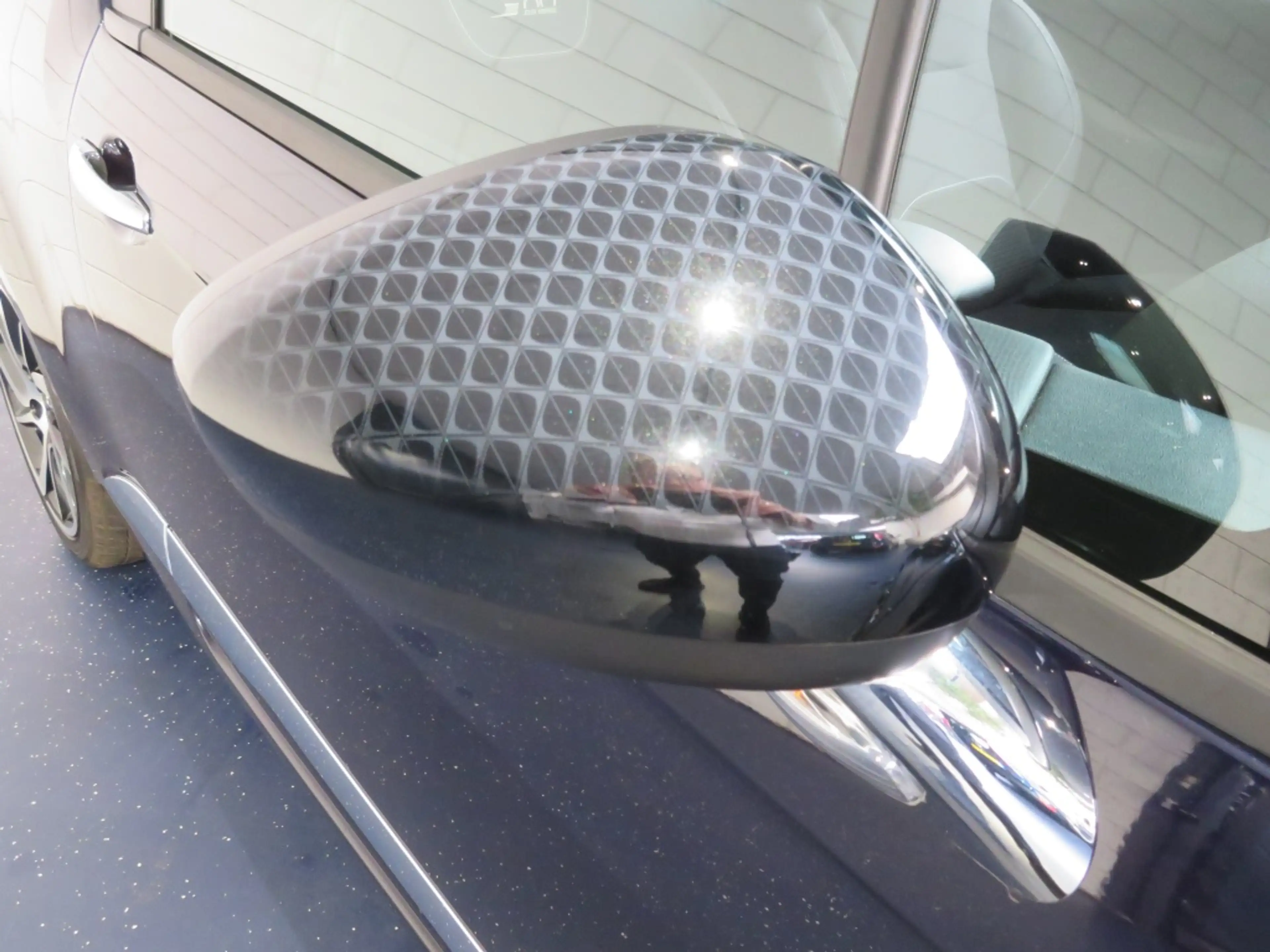 DS Automobiles DS 3 1.2 PureTech Chic — photo 21