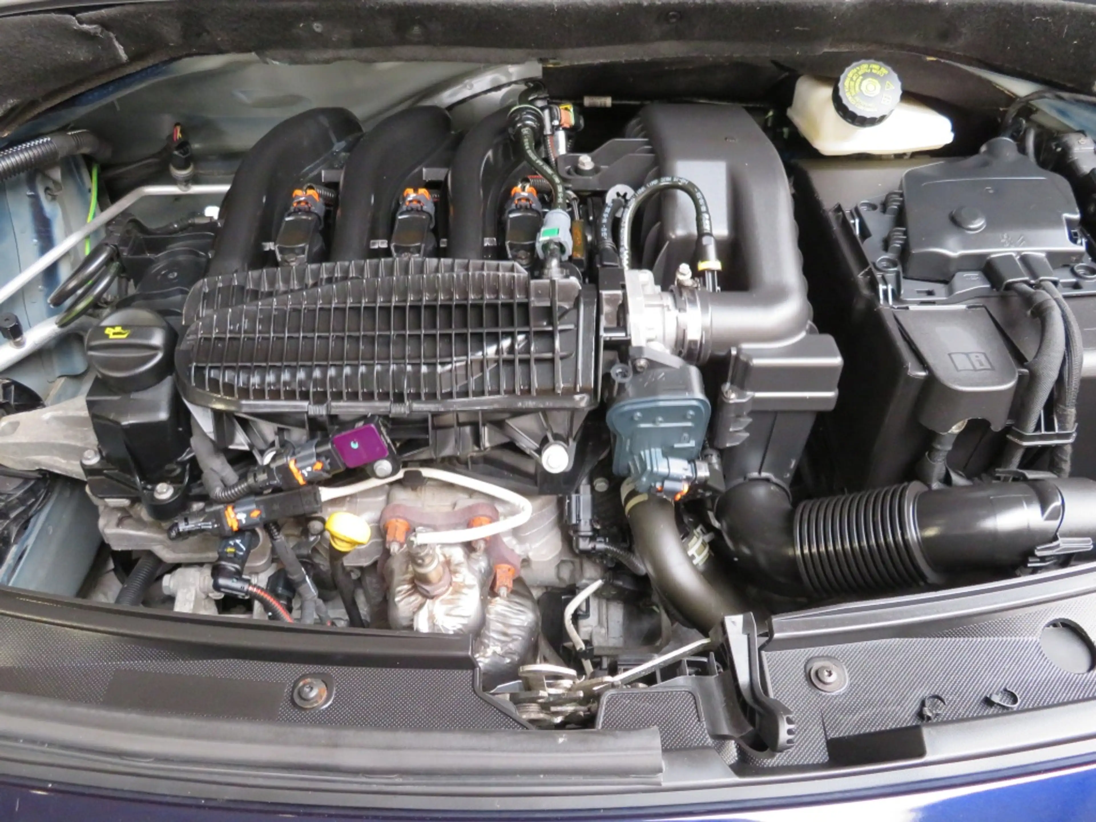 DS Automobiles DS 3 1.2 PureTech Chic — photo 18