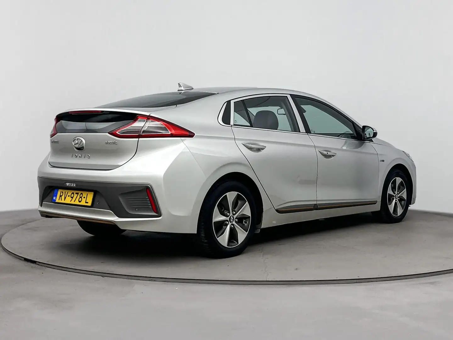 Hyundai IONIQ Premium EV | Leder | Navi | Camera | elektrisch ve Grigio - 2