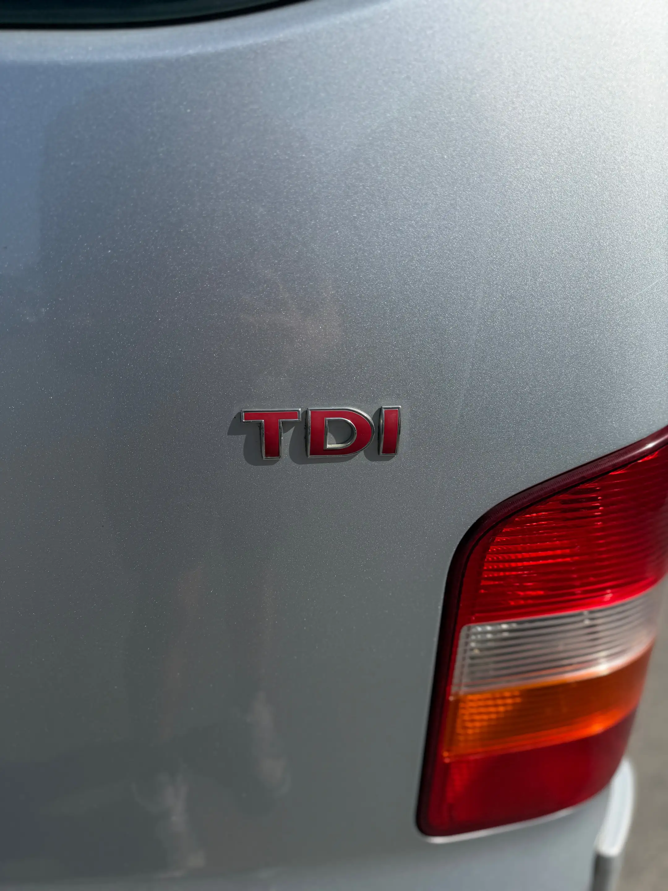 Volkswagen Transporter 2.5 TDi — photo 7