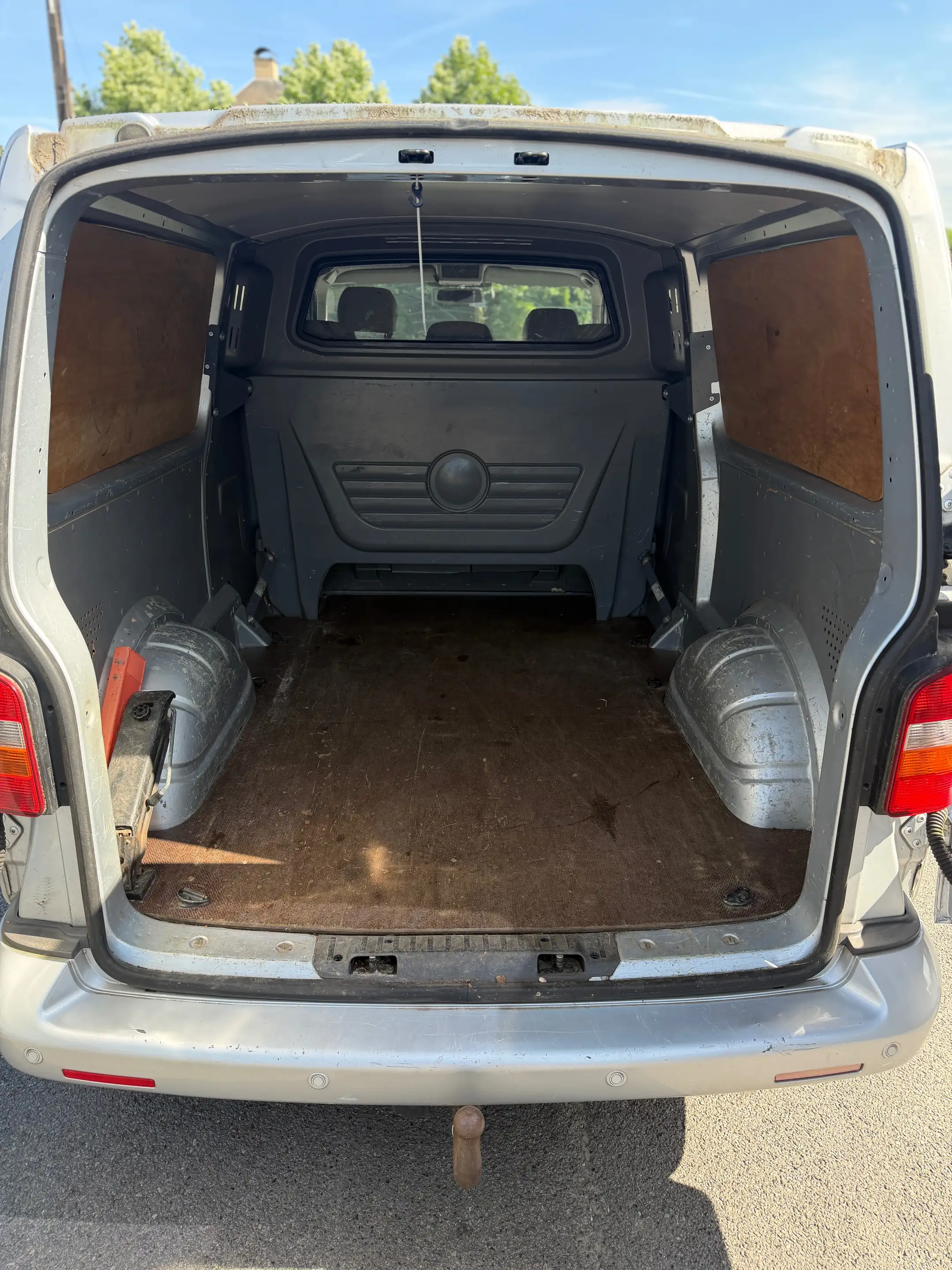 Volkswagen Transporter 2.5 TDi — photo 8