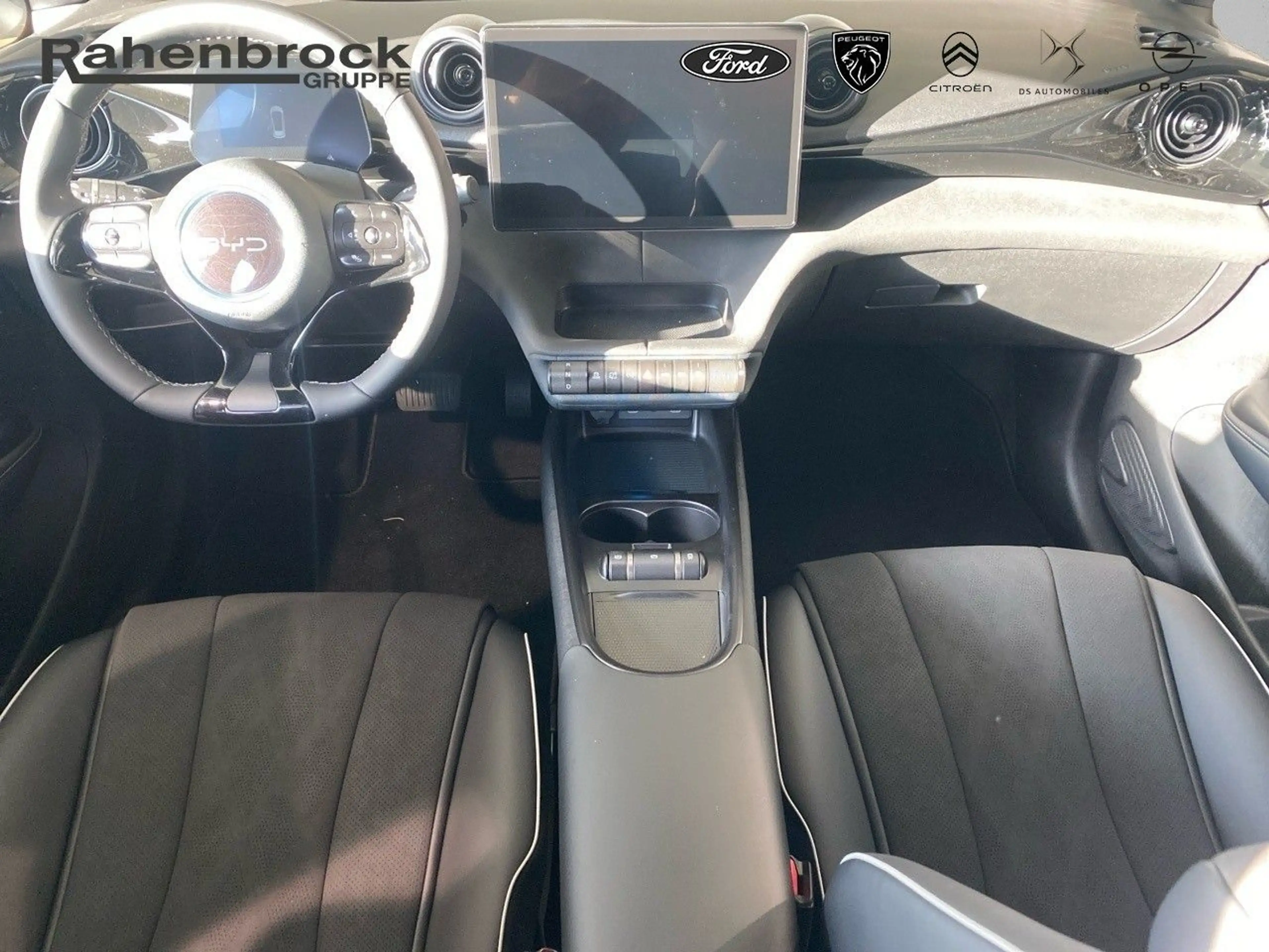 BYD Dolphin Comfort 60kWh Kamera Navi — photo 8