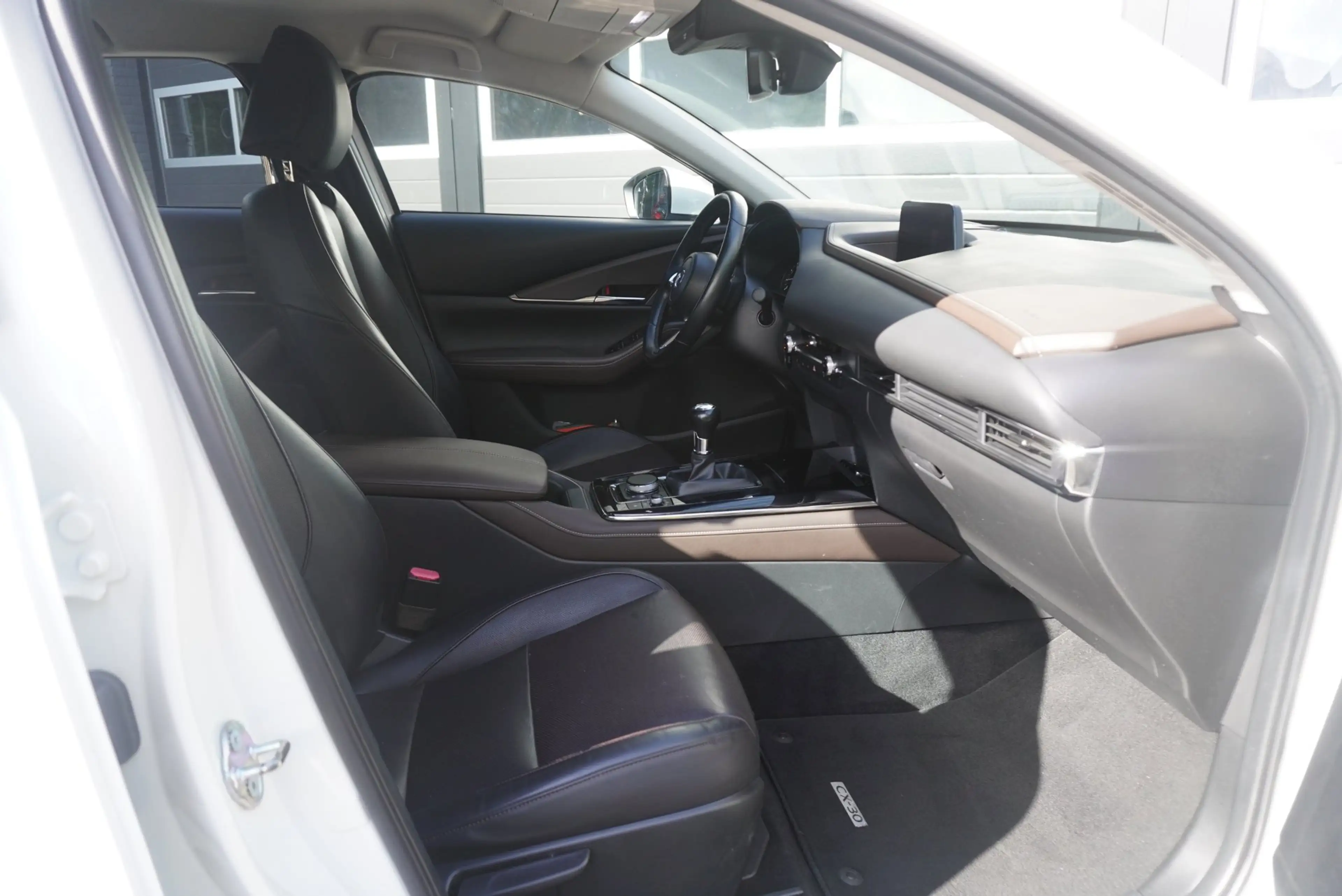 Mazda CX-30 2.0 e-SkyActiv-X M Hybrid Comfort Climate Control/ — photo 9