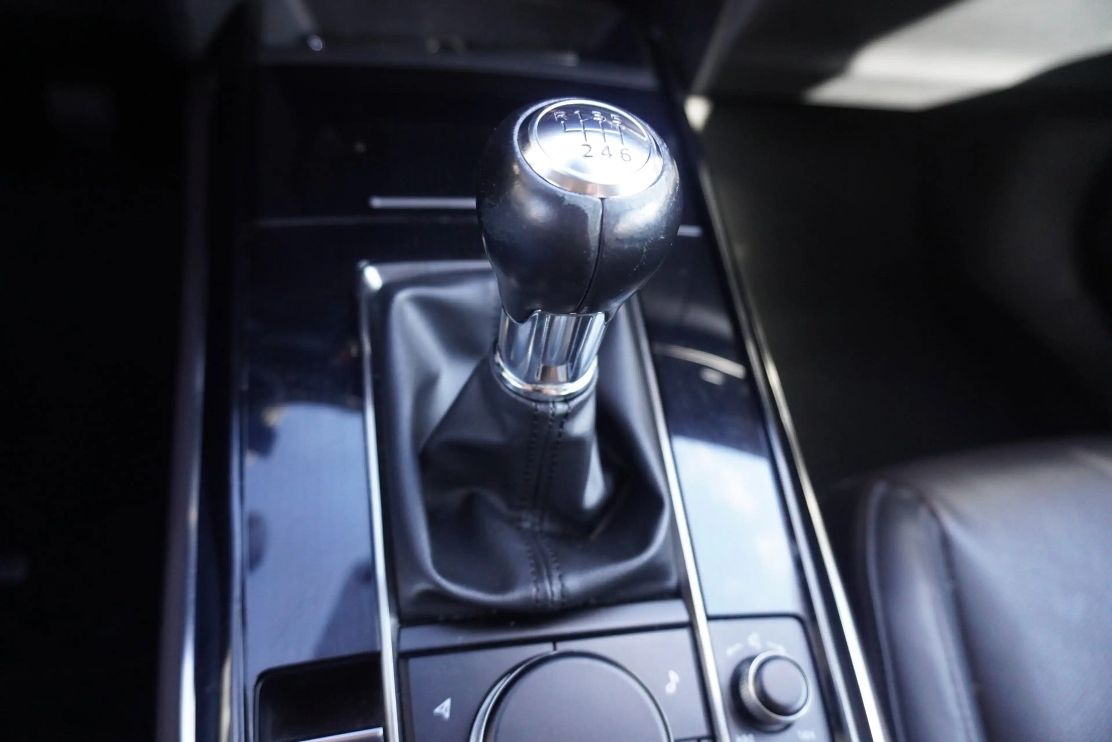 Mazda CX-30 2.0 e-SkyActiv-X M Hybrid Comfort Climate Control/ — photo 23